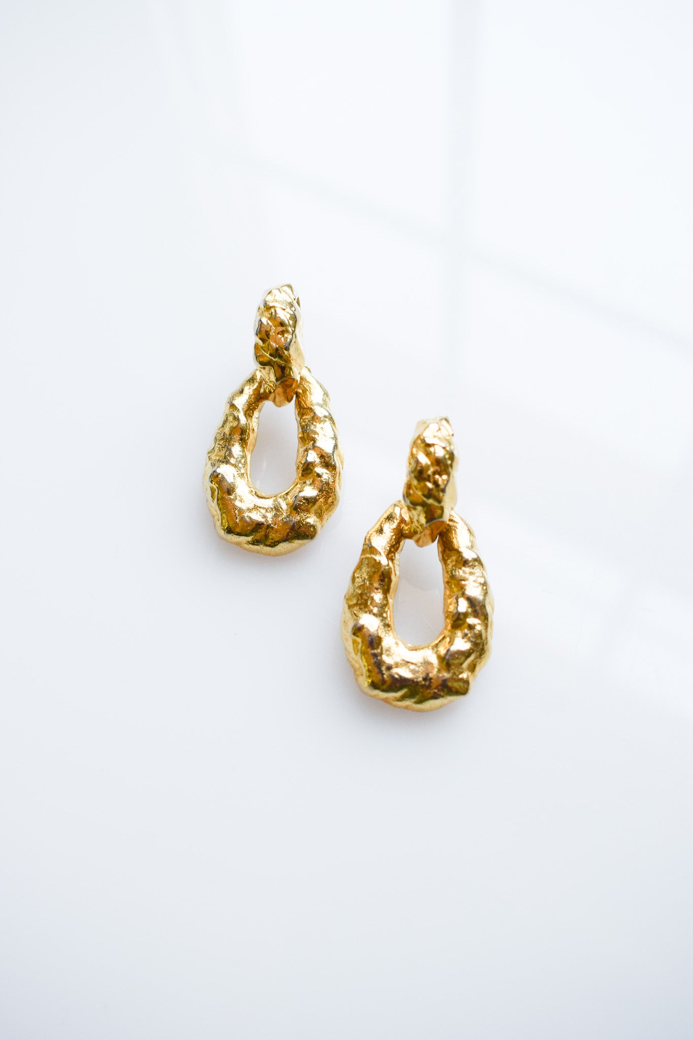 1990s Gold Textural Doorknocker Earrings | Kenneth Lane