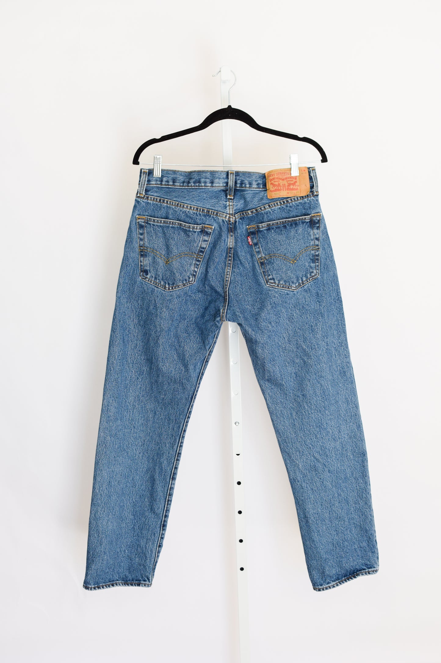 Levi's 501s | 32" w