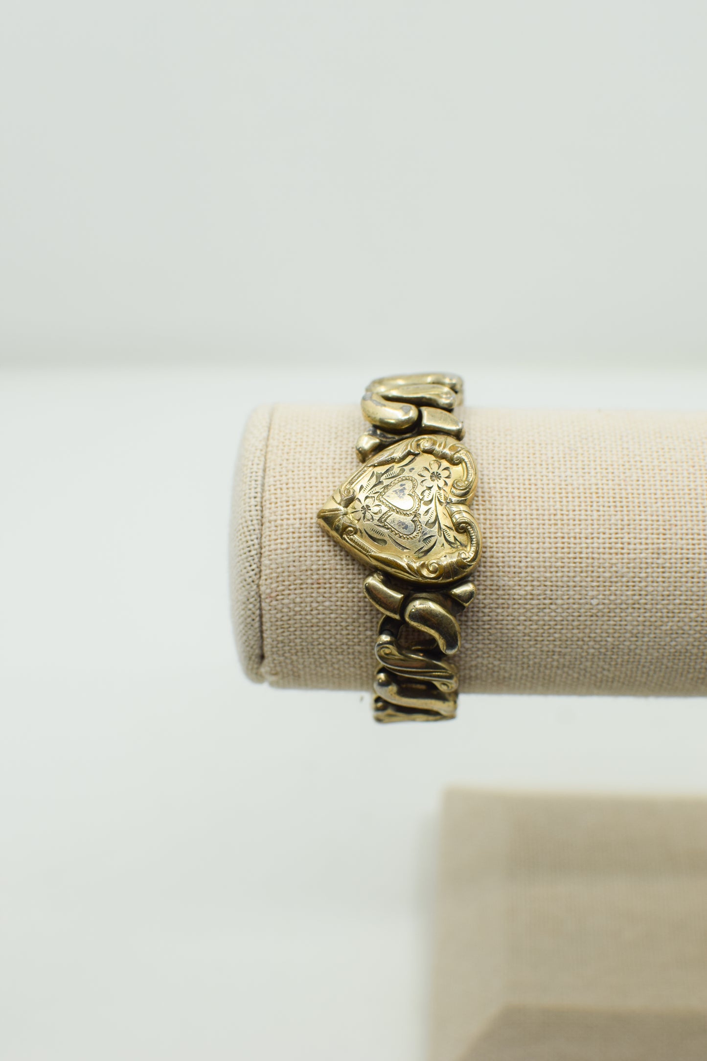 Vintage 1940s Sweetheart Bracelet