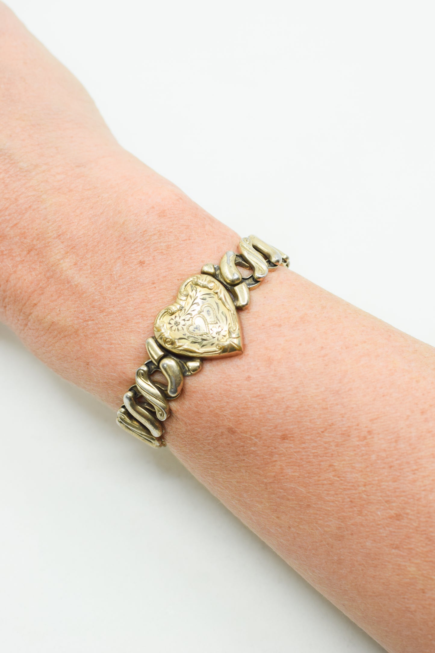 Vintage 1940s Sweetheart Bracelet