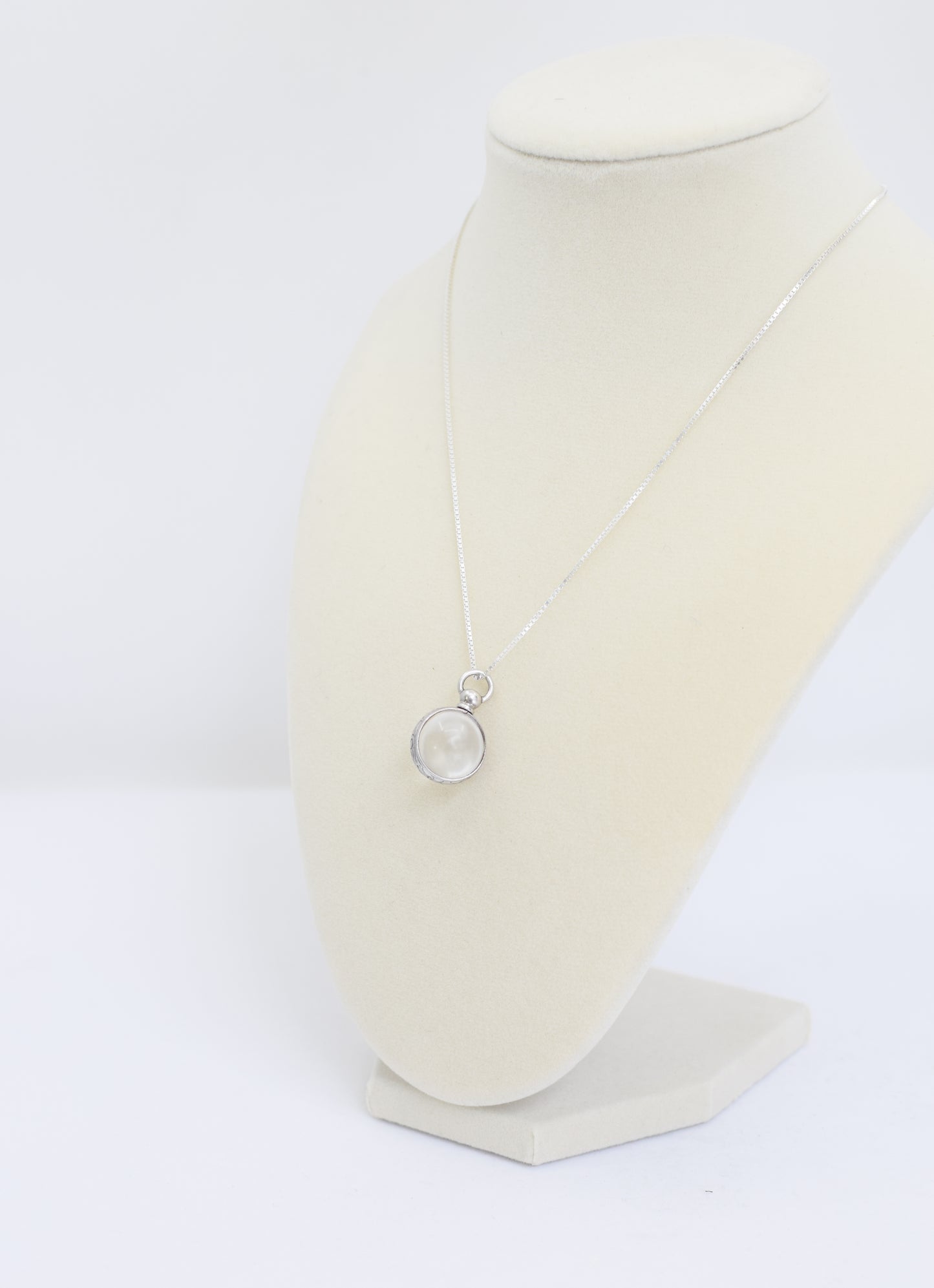 Vintage 1940s Pool of Light Orb Photo Pendant