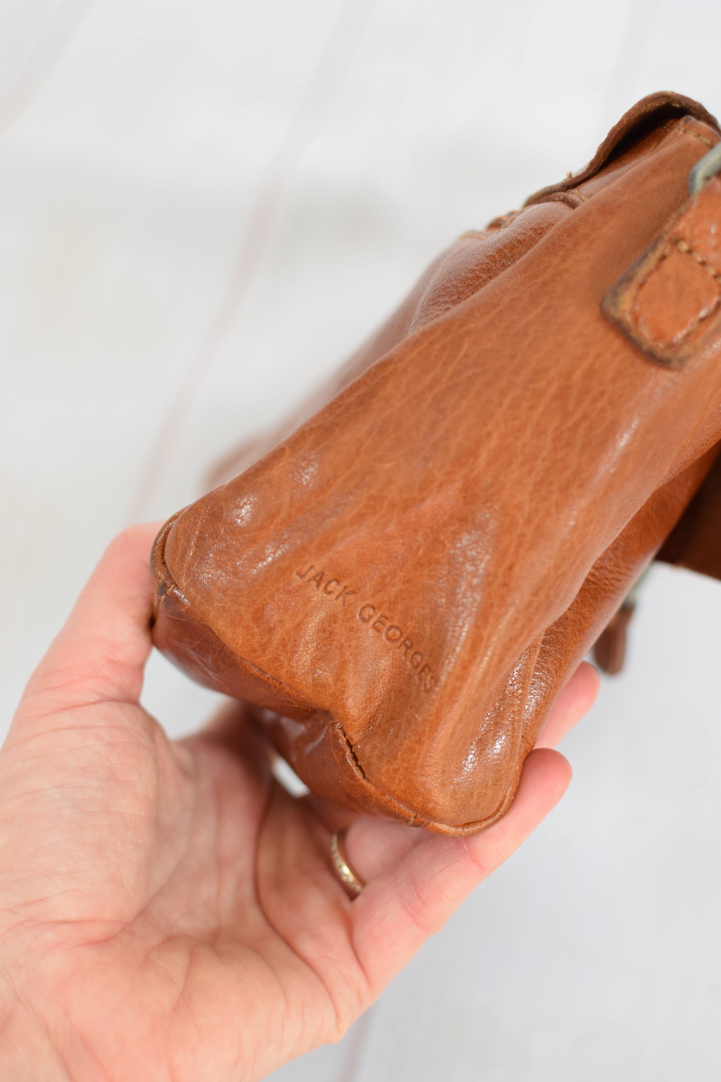 Jack Georges Buffalo Leather Crossbody Bag | caramel