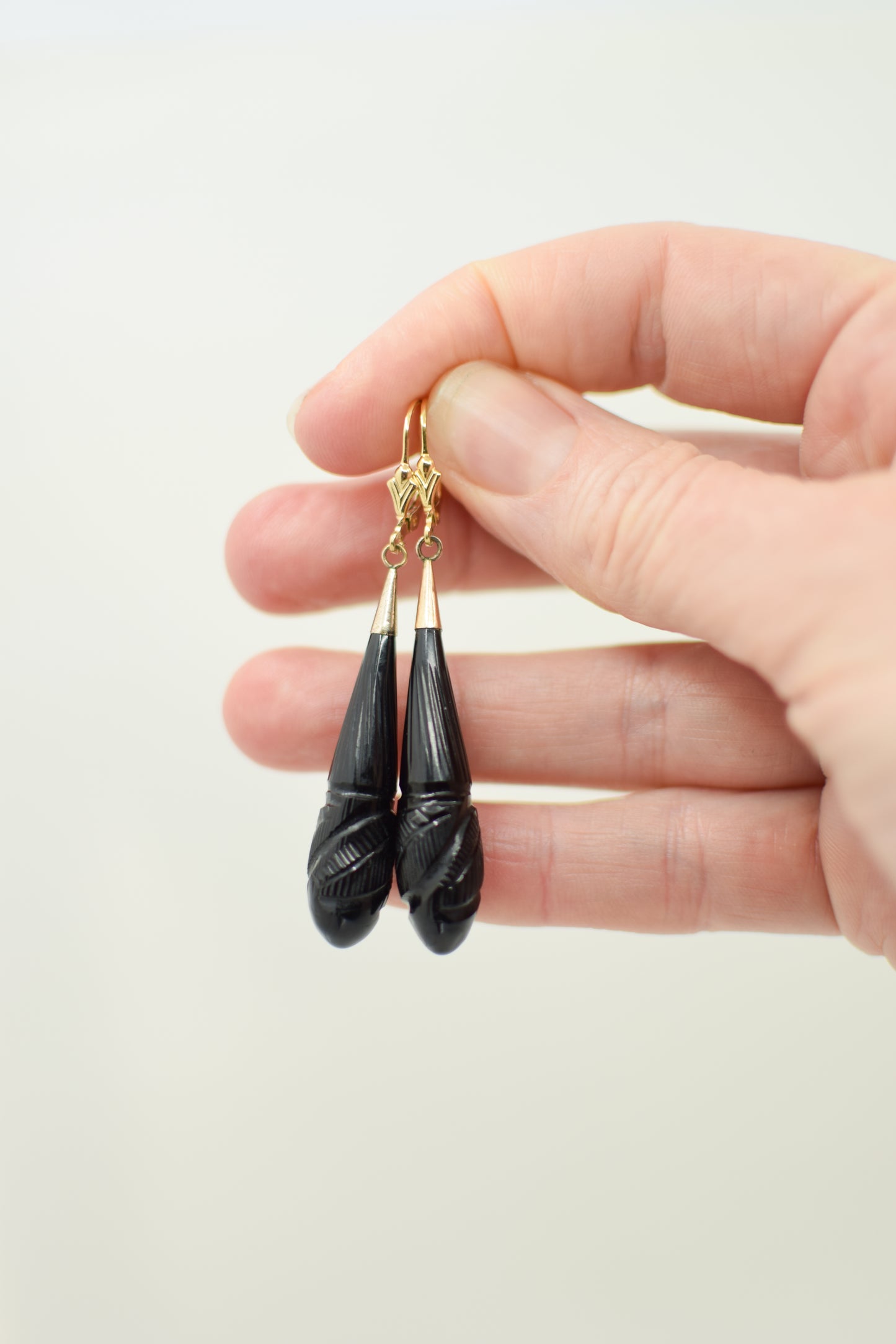 Antique Victorian Carved Jet Drop Earrings