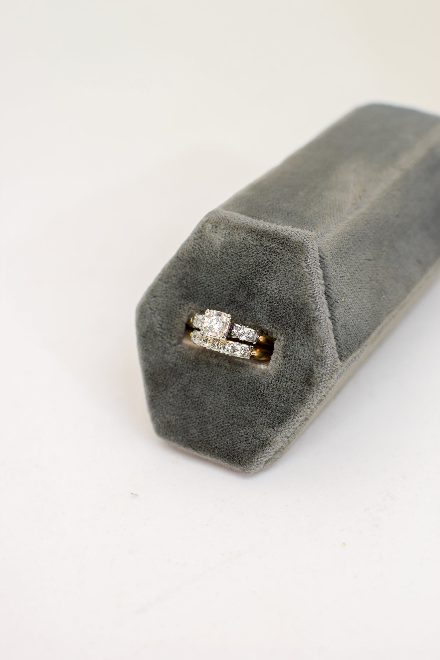 Vintage 1950s Diamond and 14kt Gold Engagement and Wedding Ring Set | US 6-6 1/2