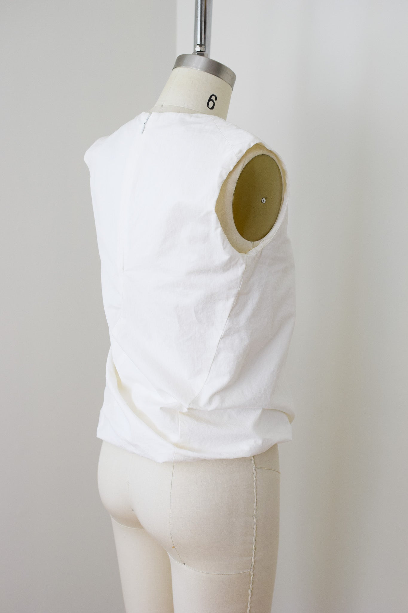 Donna Karan Bubble Hem Blouse | S