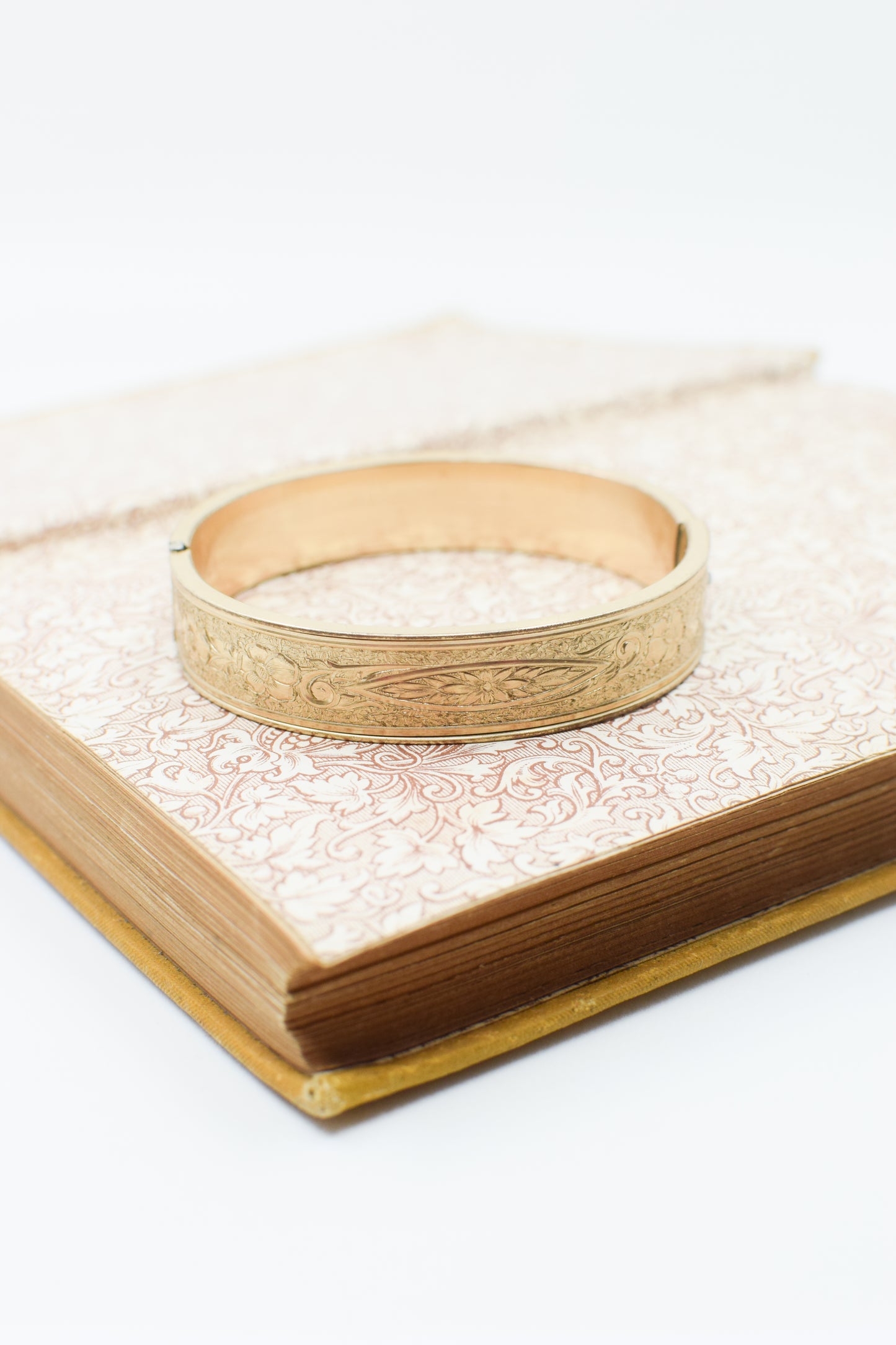 Vintage Victorian Revival Goldfill Bangle Bracelet
