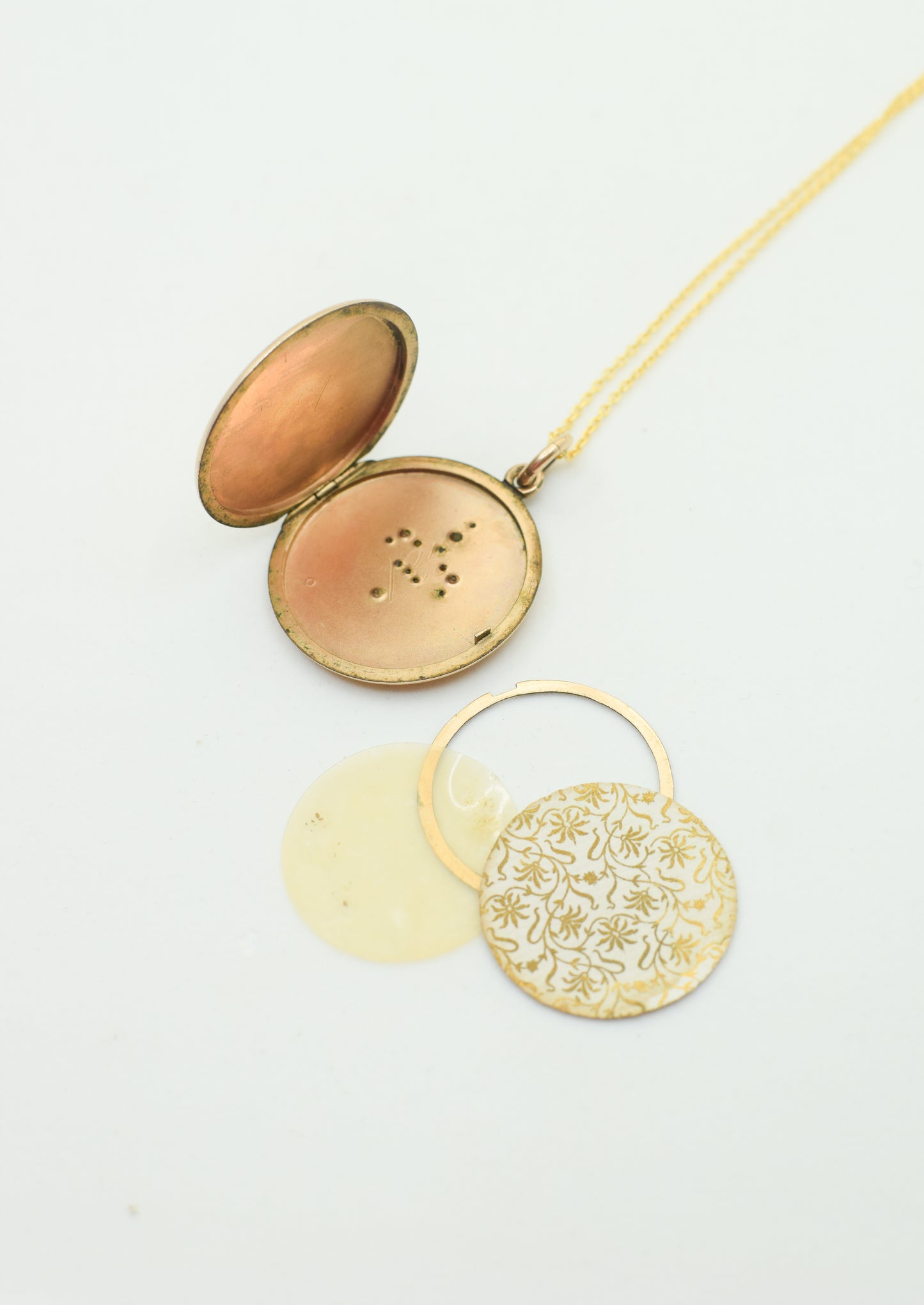 Antique Fleur de Lis Rhinestone Gold Locket | "Lillian"