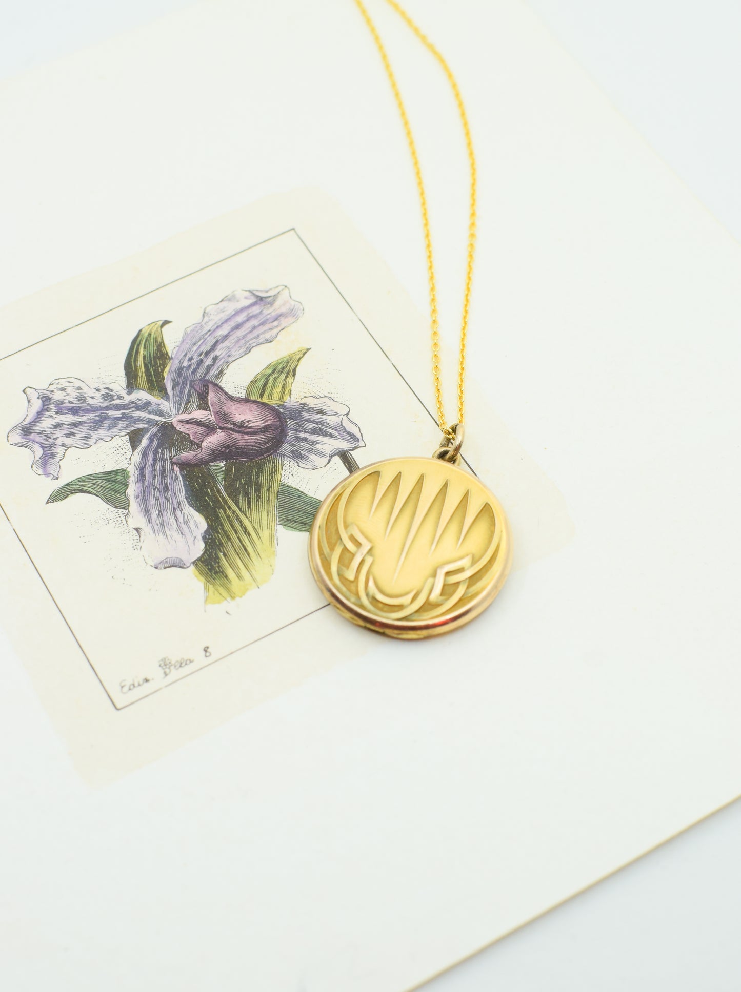 Antique Art Nouveau Gold Locket