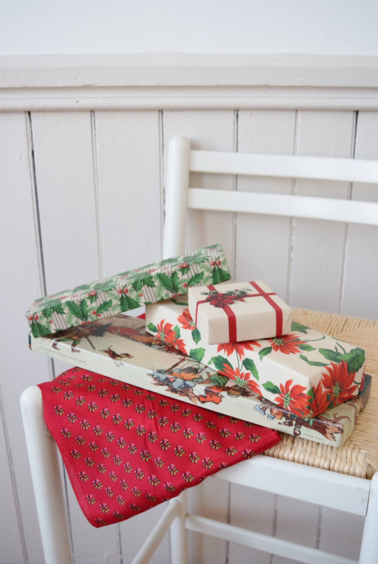 Vintage Set of Decorative Reusable Holiday Gift Boxes