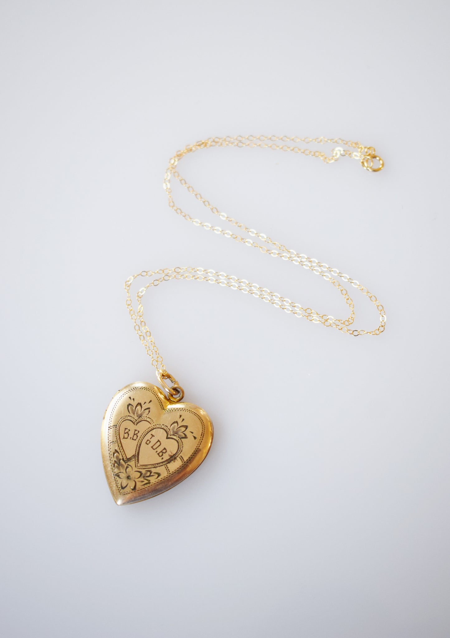 1940s Gold Filled Heart Locket | BB to DB