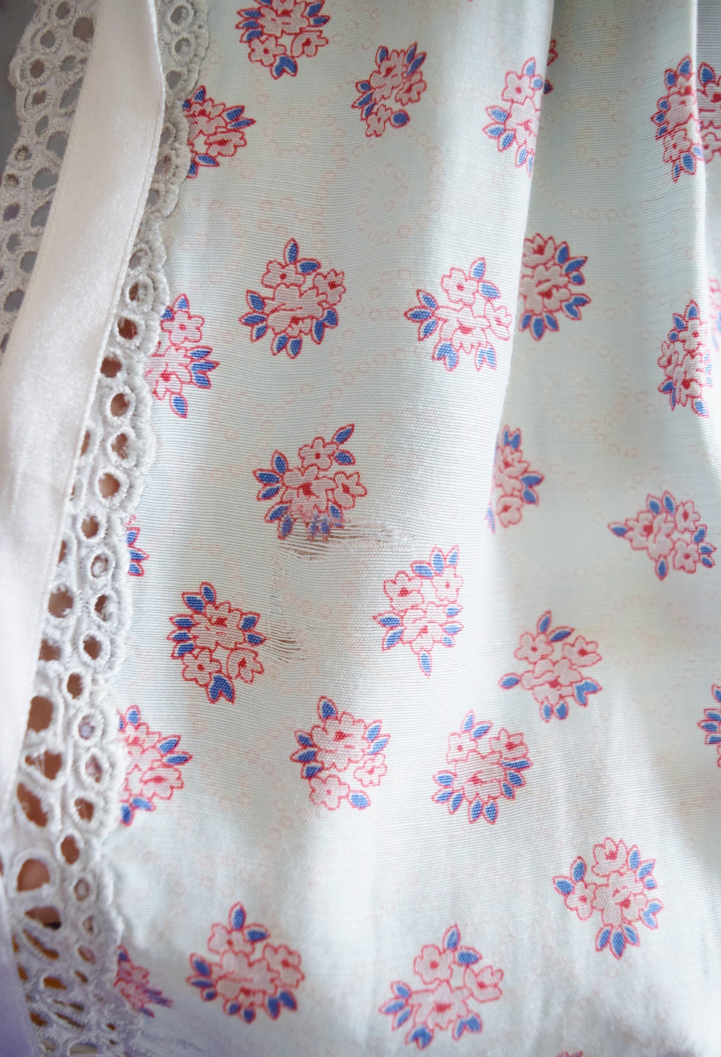 1930s/40s Cropped Floral Rayon Jacket | Bedjacket