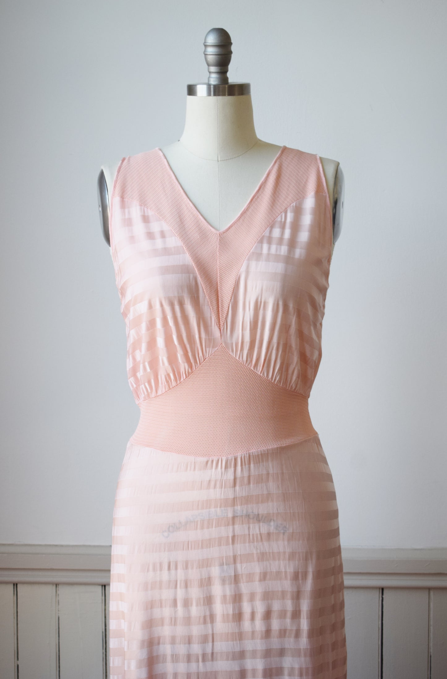 1940s Rayon Jersey Nightgown Dress | M/L