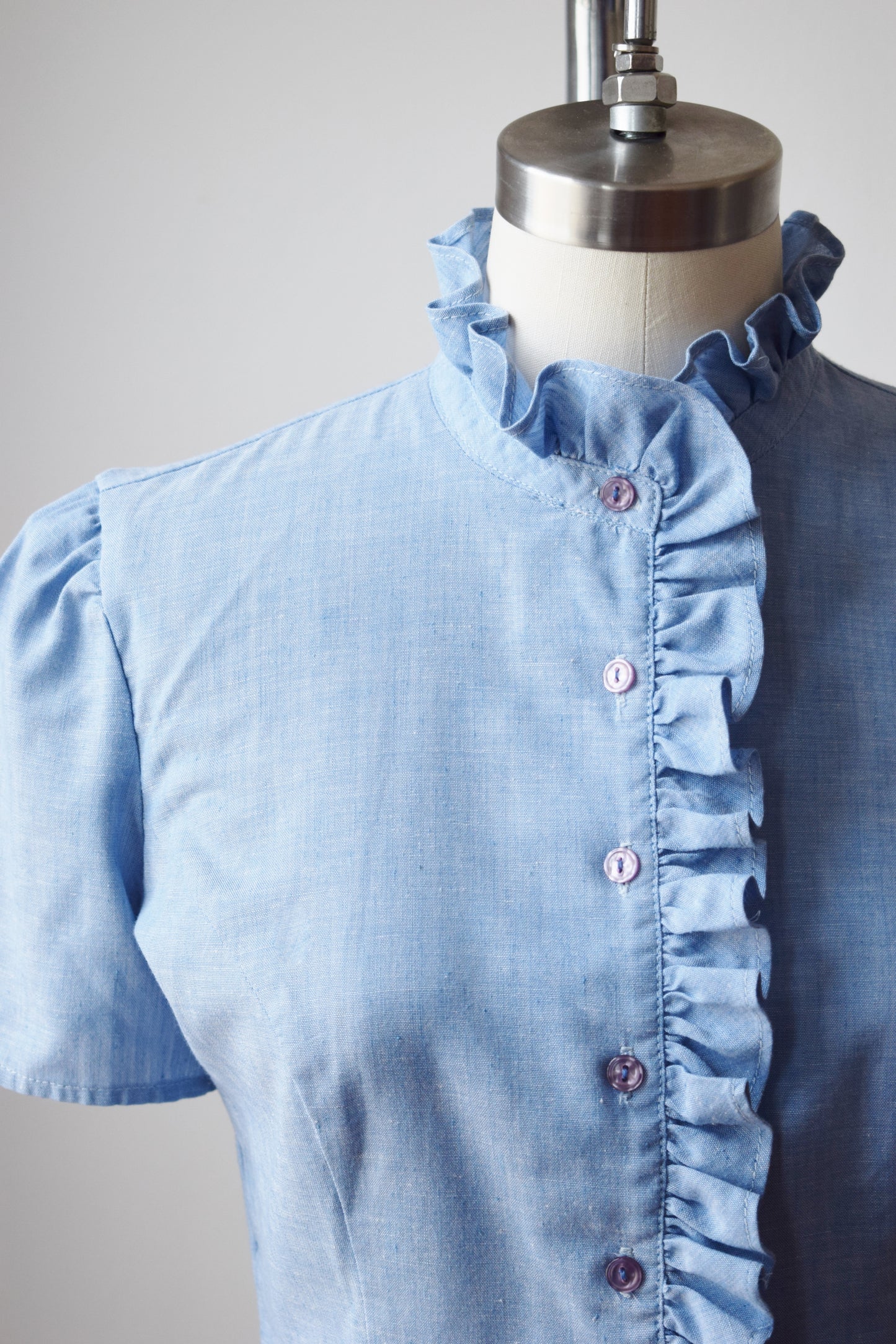 1970s Chambray Ruffle Blouse | XS/S