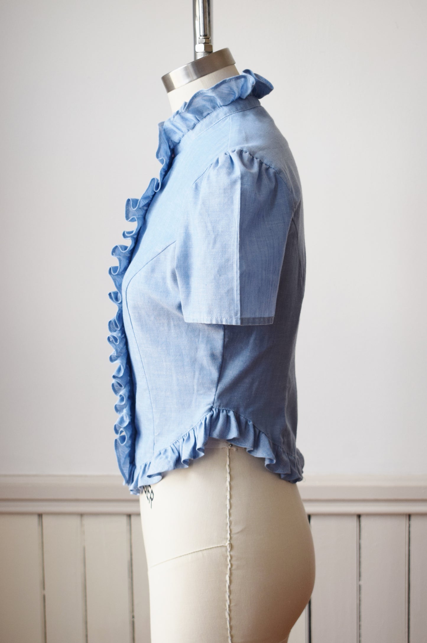 1970s Chambray Ruffle Blouse | XS/S