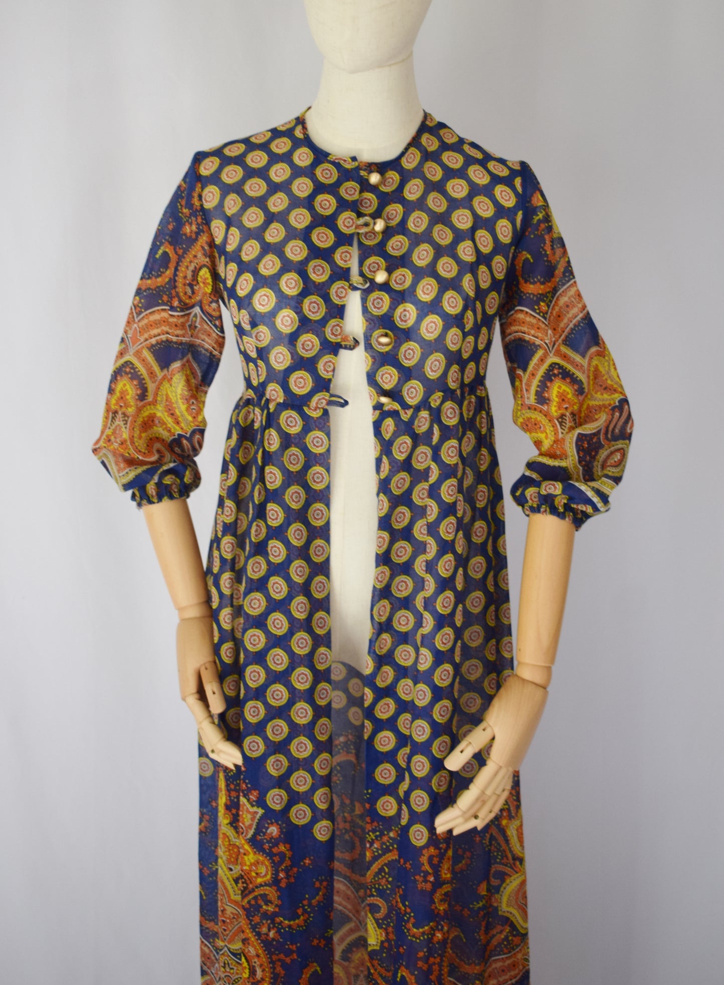 1970s Kashmiri Print Duster | XS