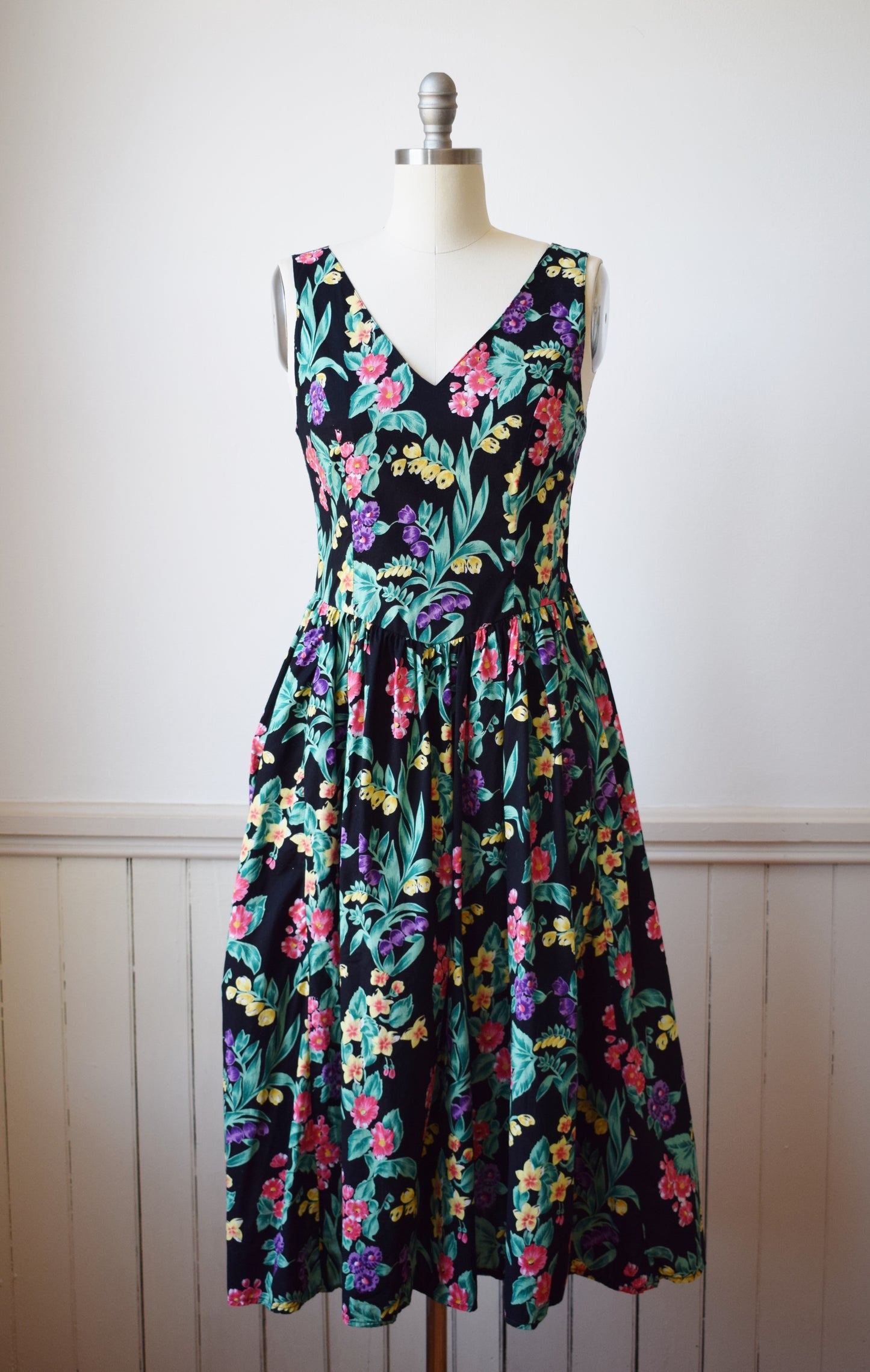 1980s Dark Floral Cotton Sundress | M