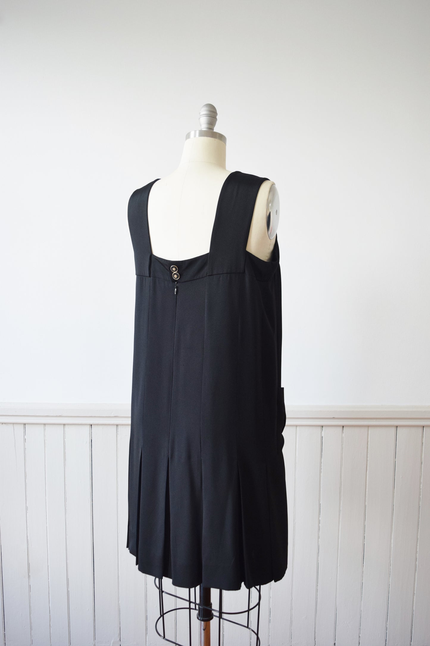 CHANEL Black Silk Dress | 1980s Vintage | Flapper-Style | M