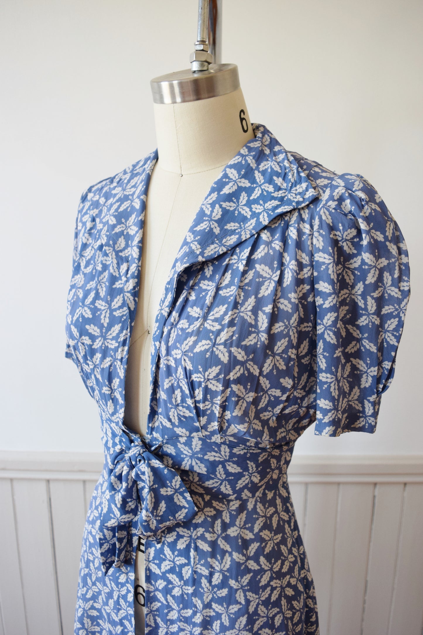 1930s Oak Print Rayon Redingote | Tie Front Blouse