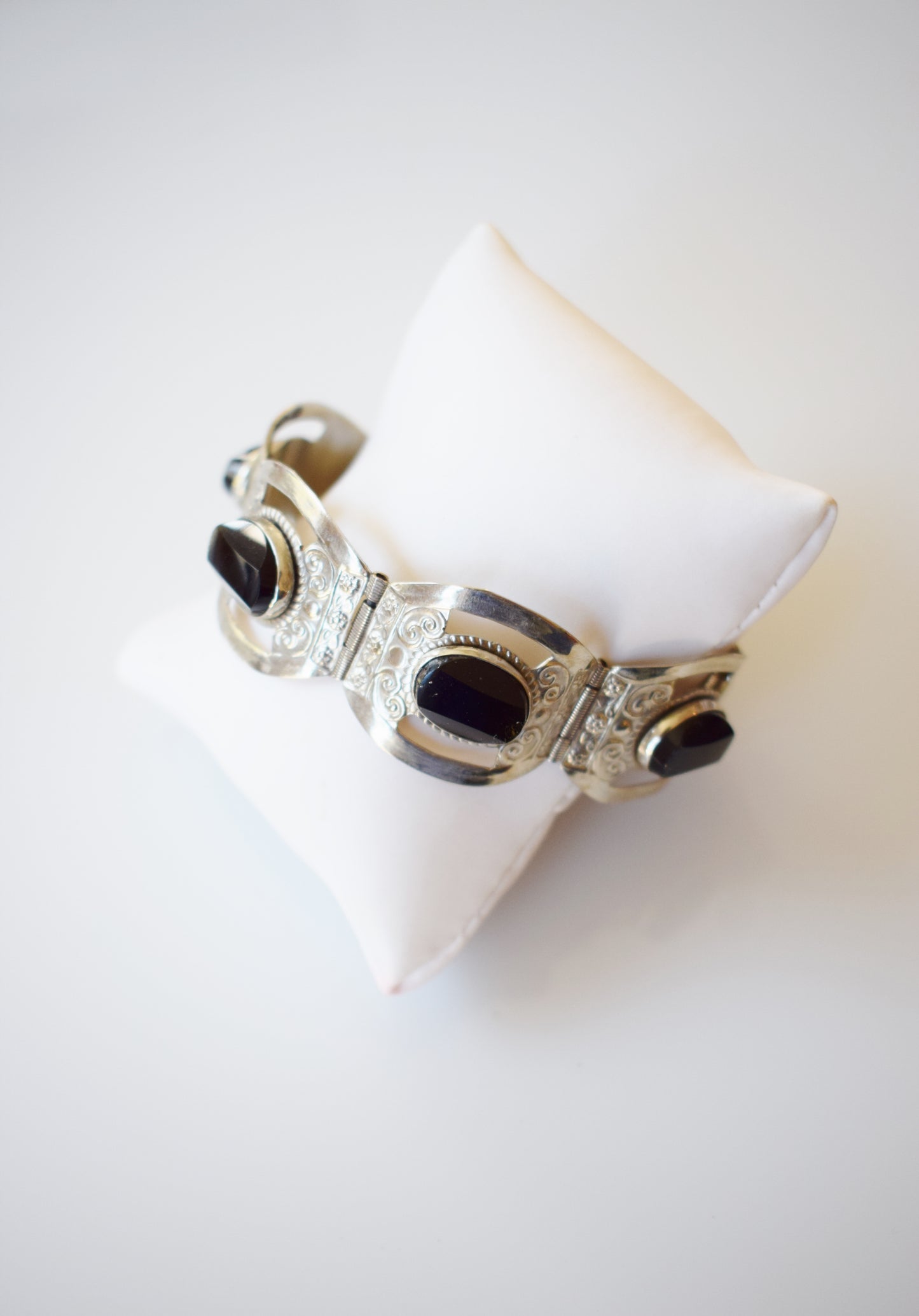 Vintage Mexican Sterling and Obsidian Bracelet