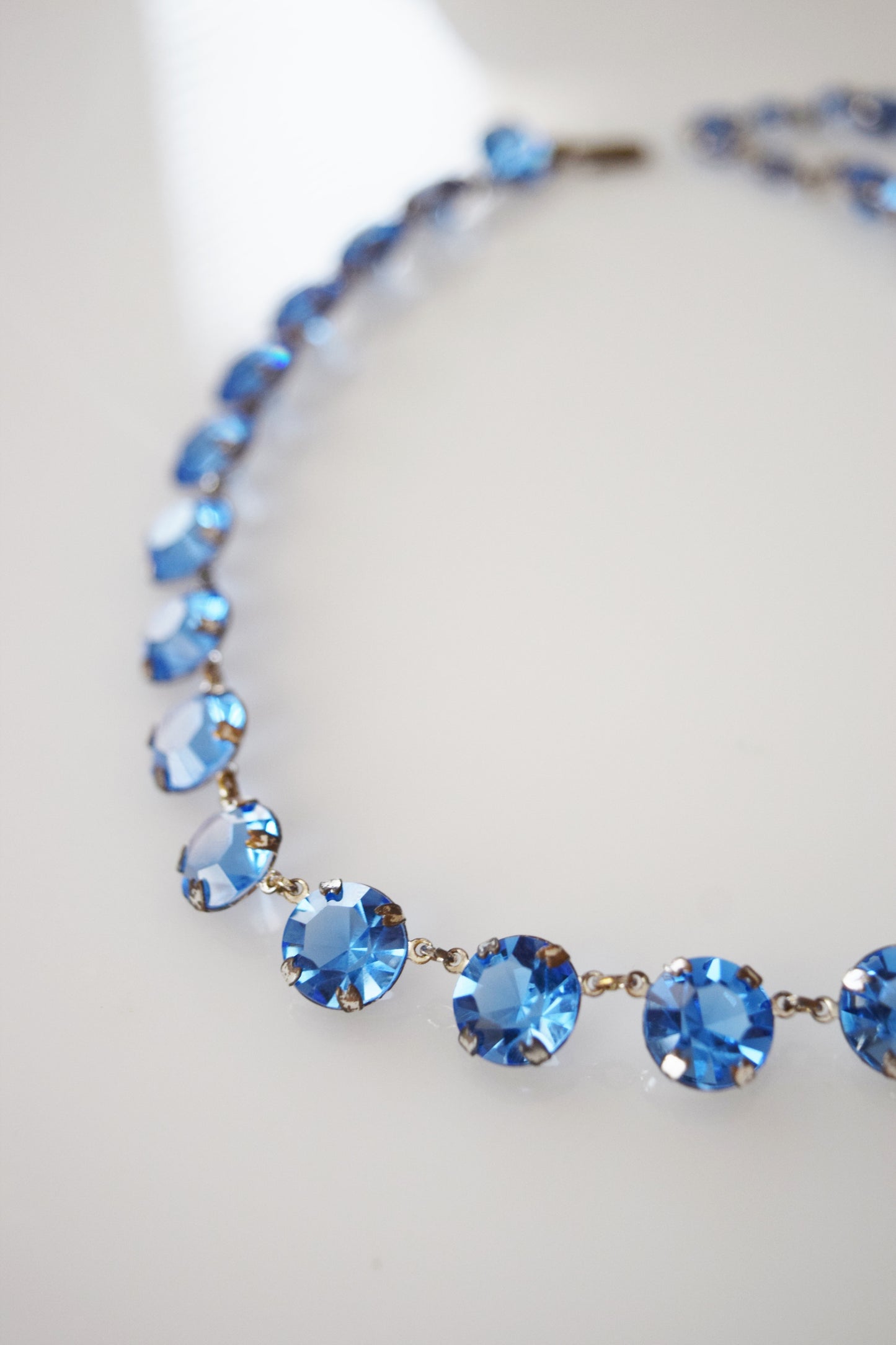 Vintage Art Deco Blue Glass Necklace
