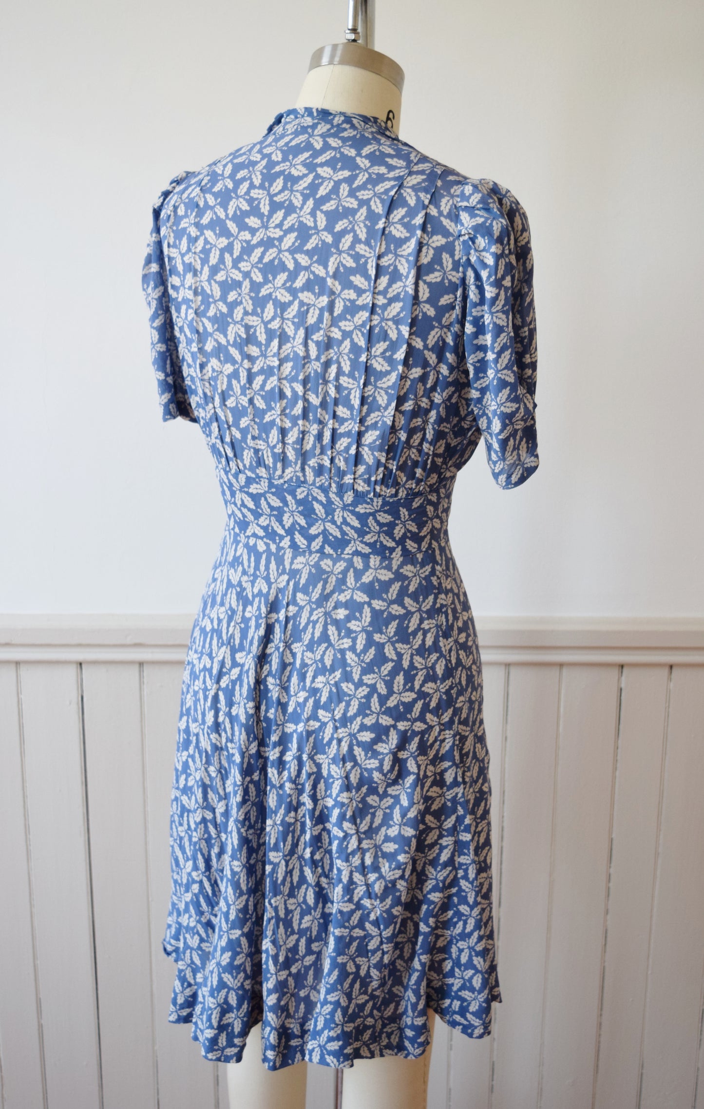 1930s Oak Print Rayon Redingote | Tie Front Blouse