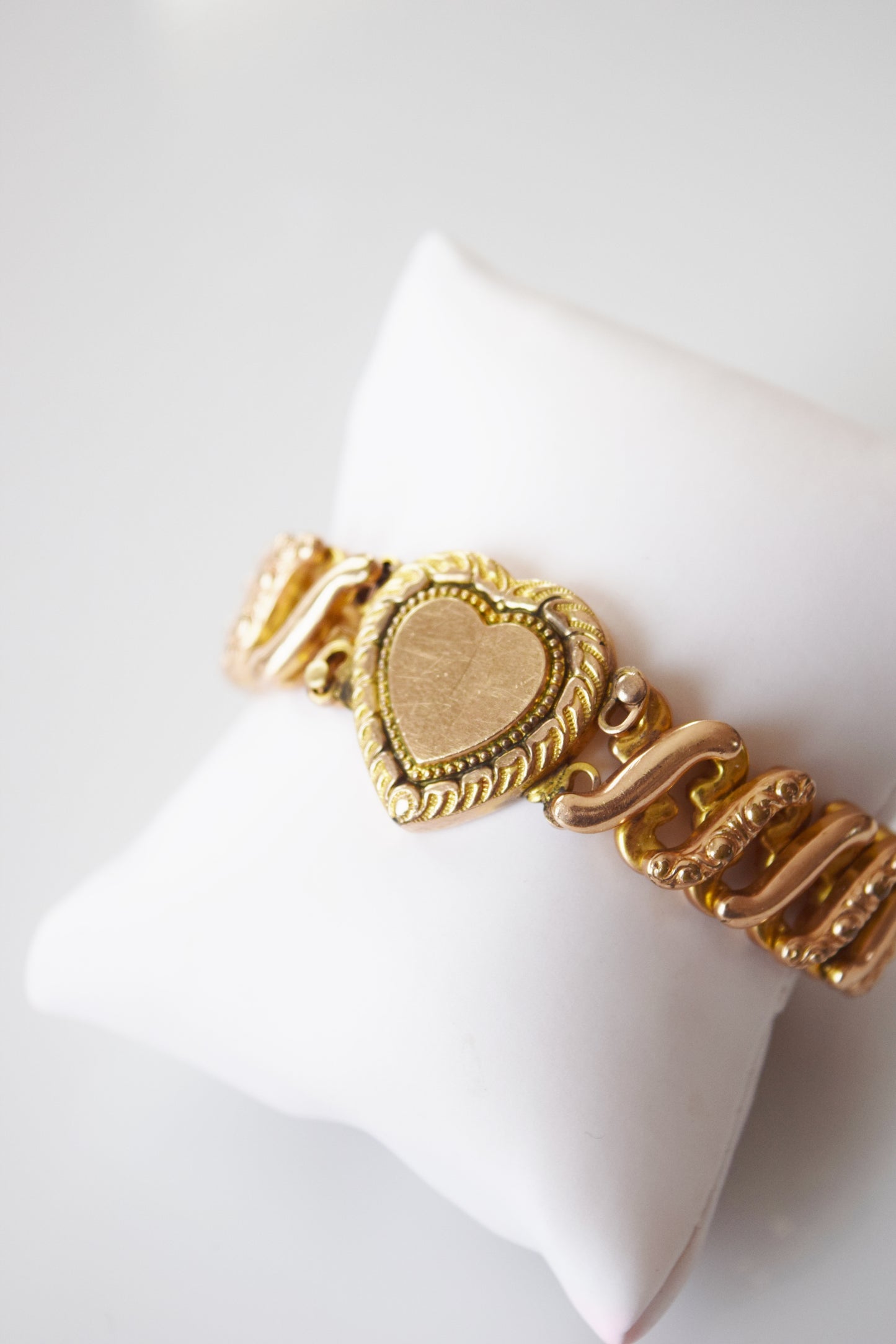 Victorian Revival Sweetheart Bracelet | 1940s