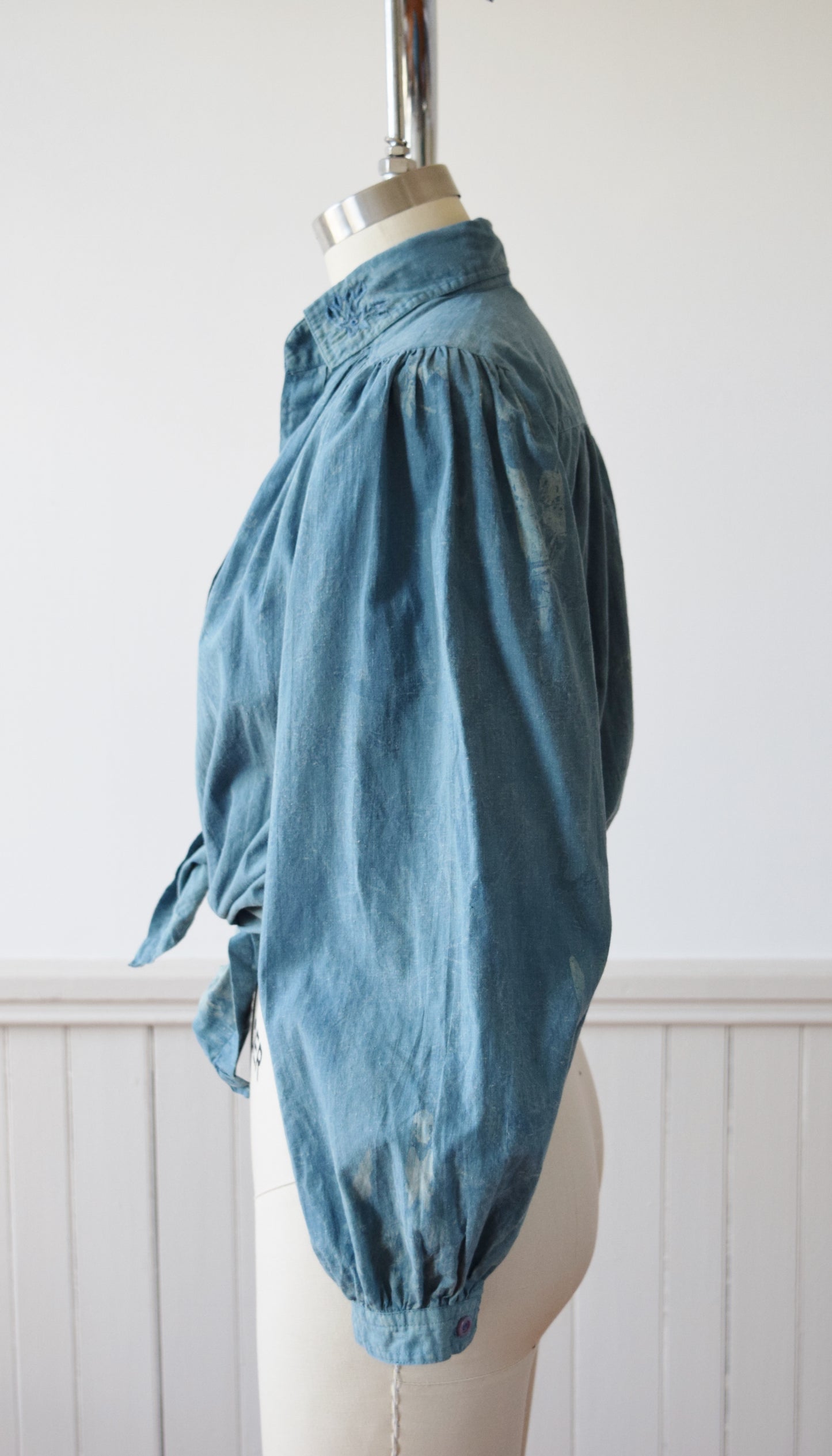 Indigo Over-Dyed Puff Sleeve Top | 1970s | S/M