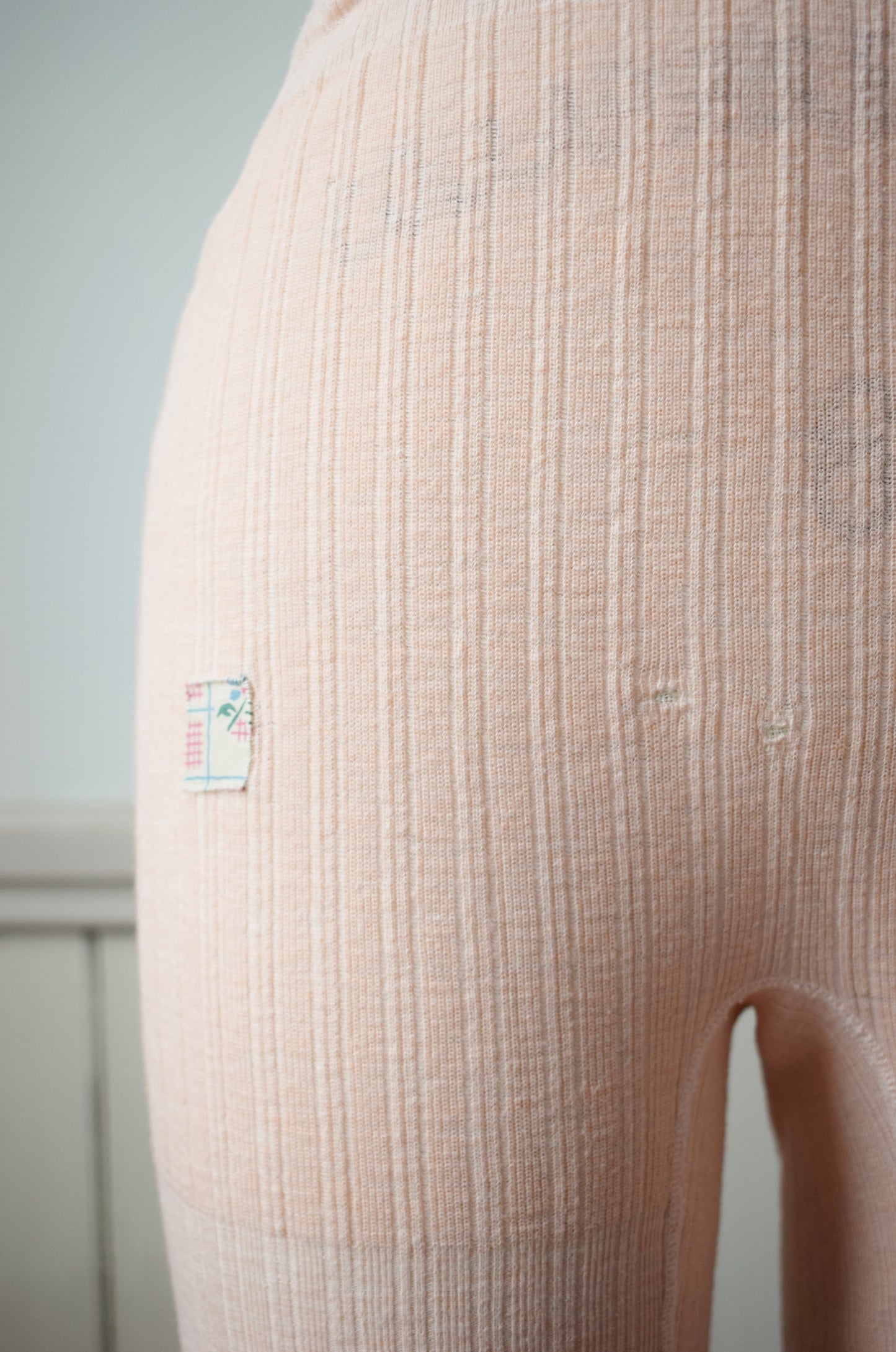 1940s Peachy Pink Knit Shorts by Pilgrim | 2 Patches | XS/S
