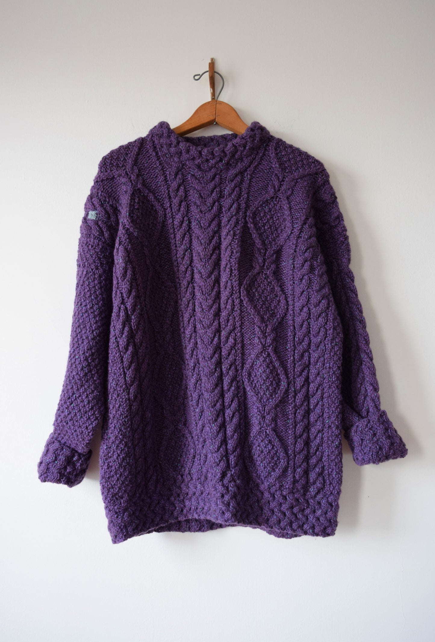 Vintage Irish Wool Cableknit in Plum | Hand Darned | M-L