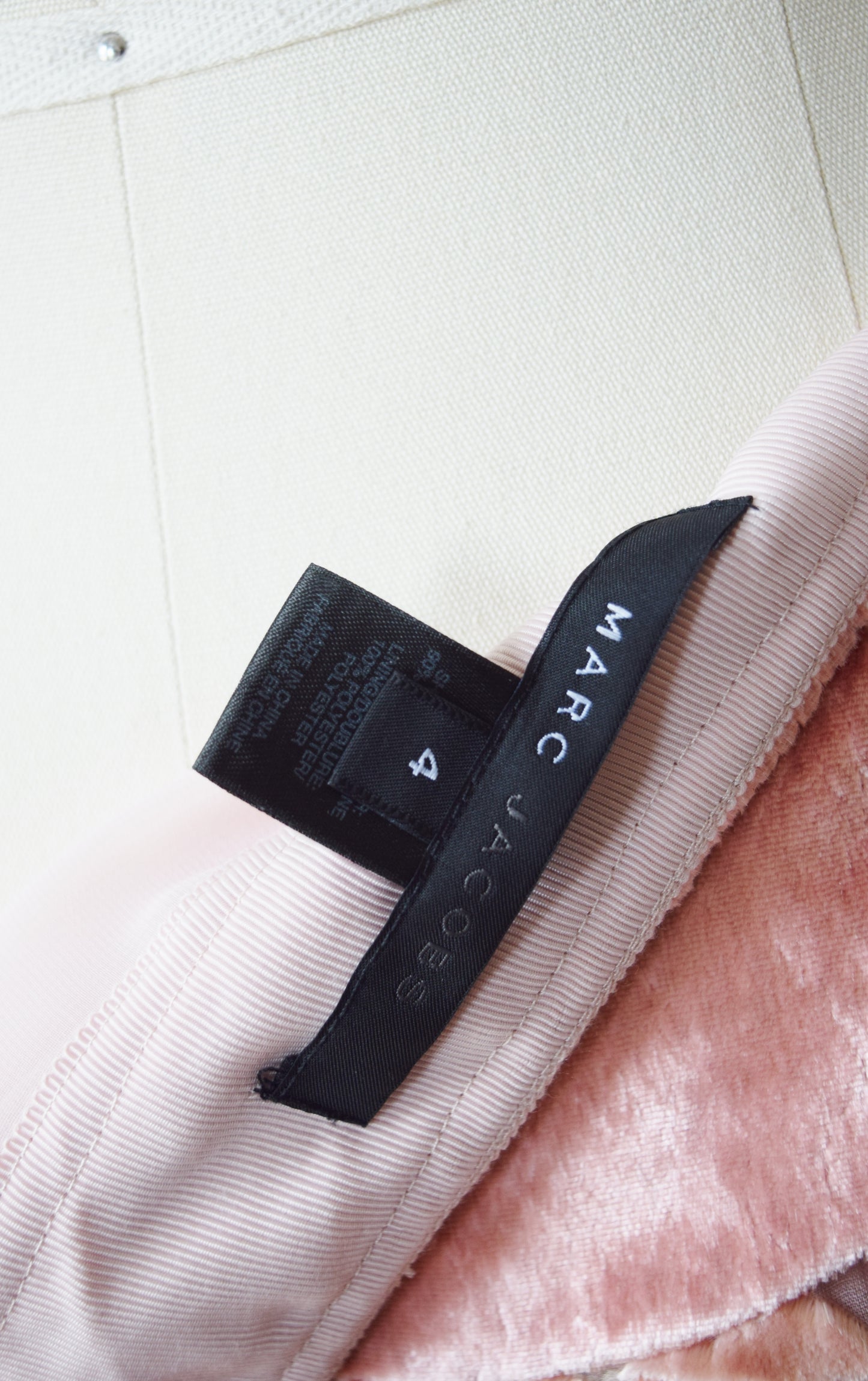 Marc Jacobs Pink Burnout Velvet Skirt | Modern | M