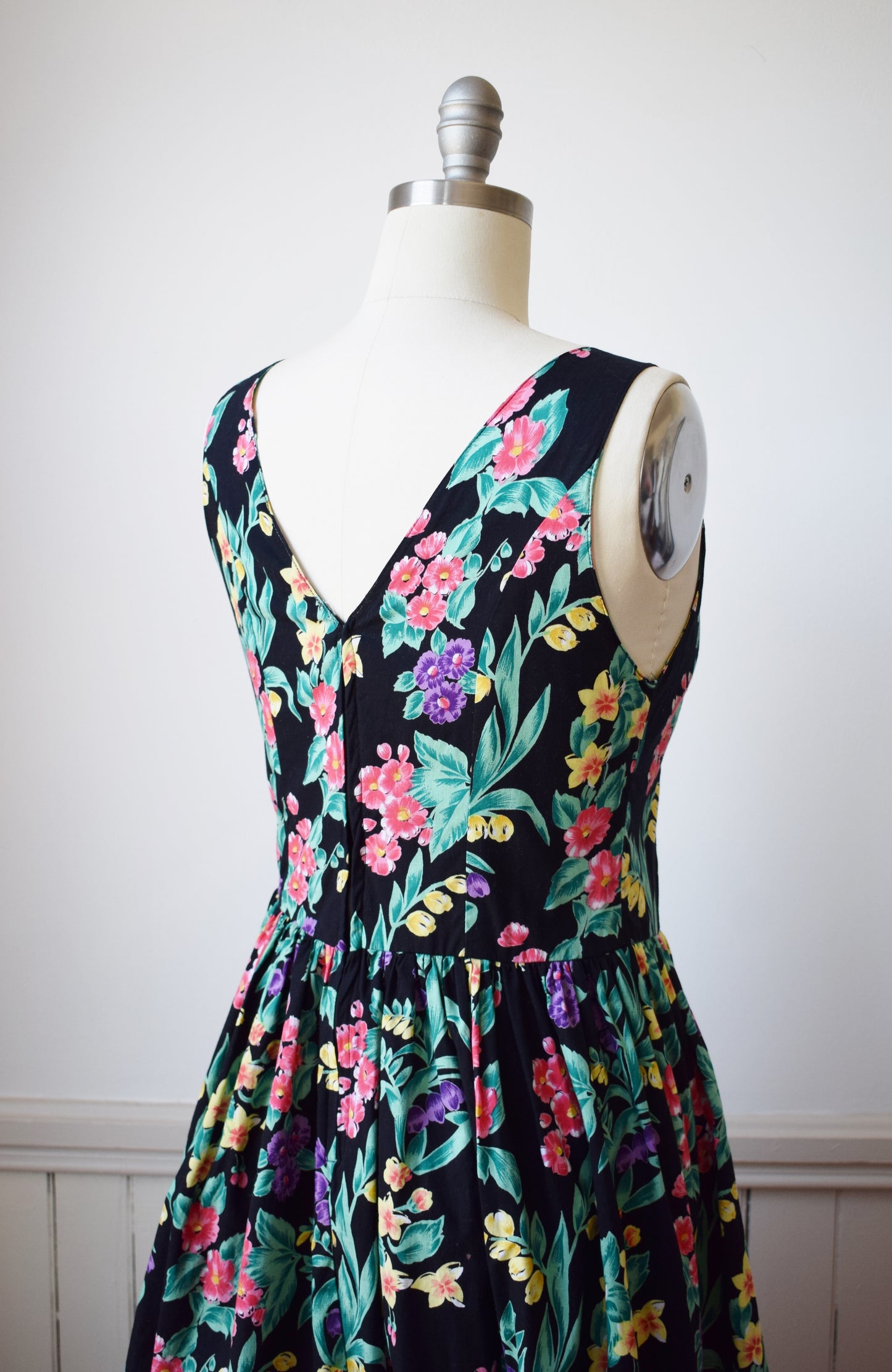 1980s Dark Floral Cotton Sundress | M