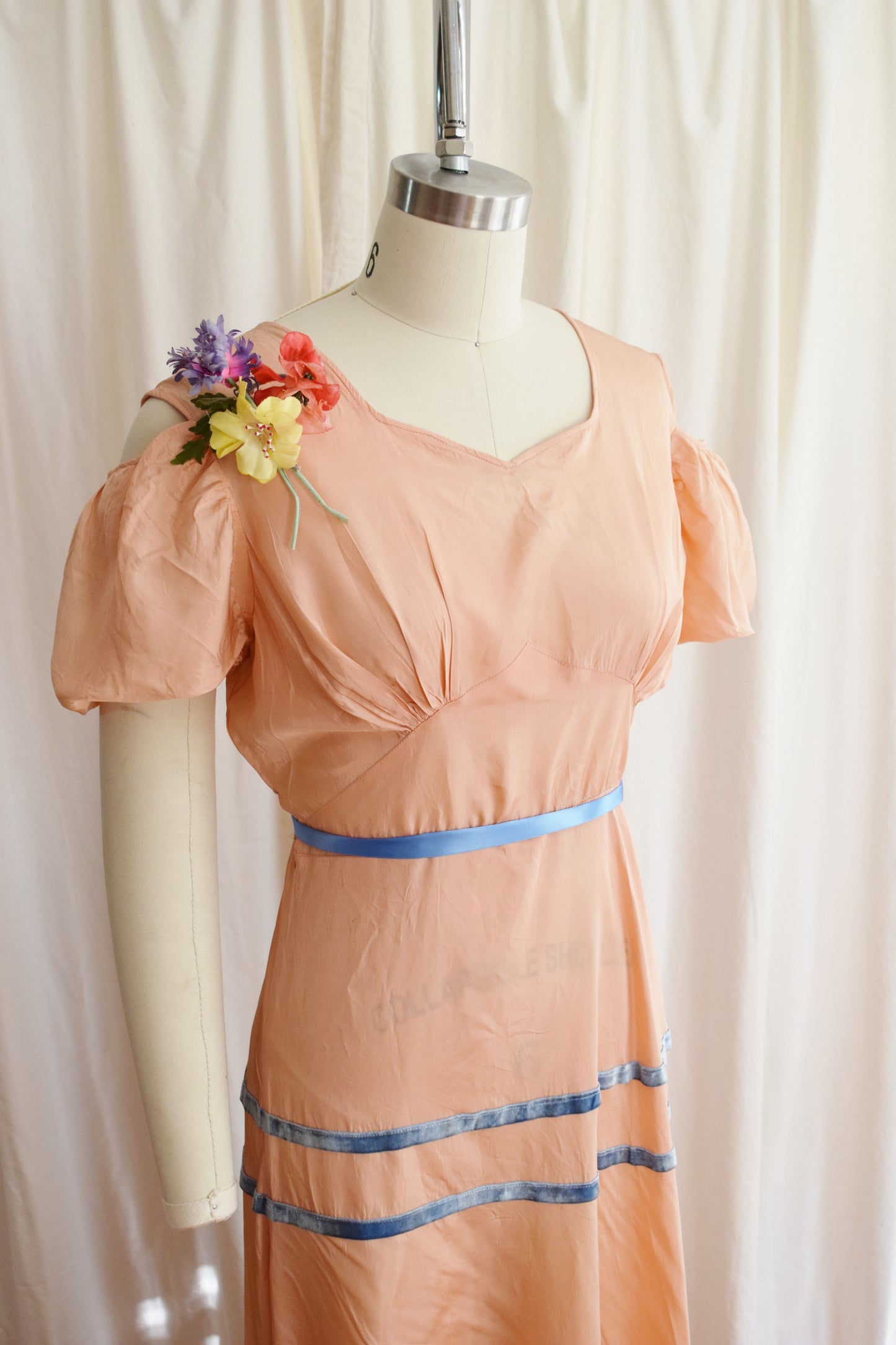 1930s Peachy Taffeta Puff Sleeve Gown with Cold Shoulder Detail