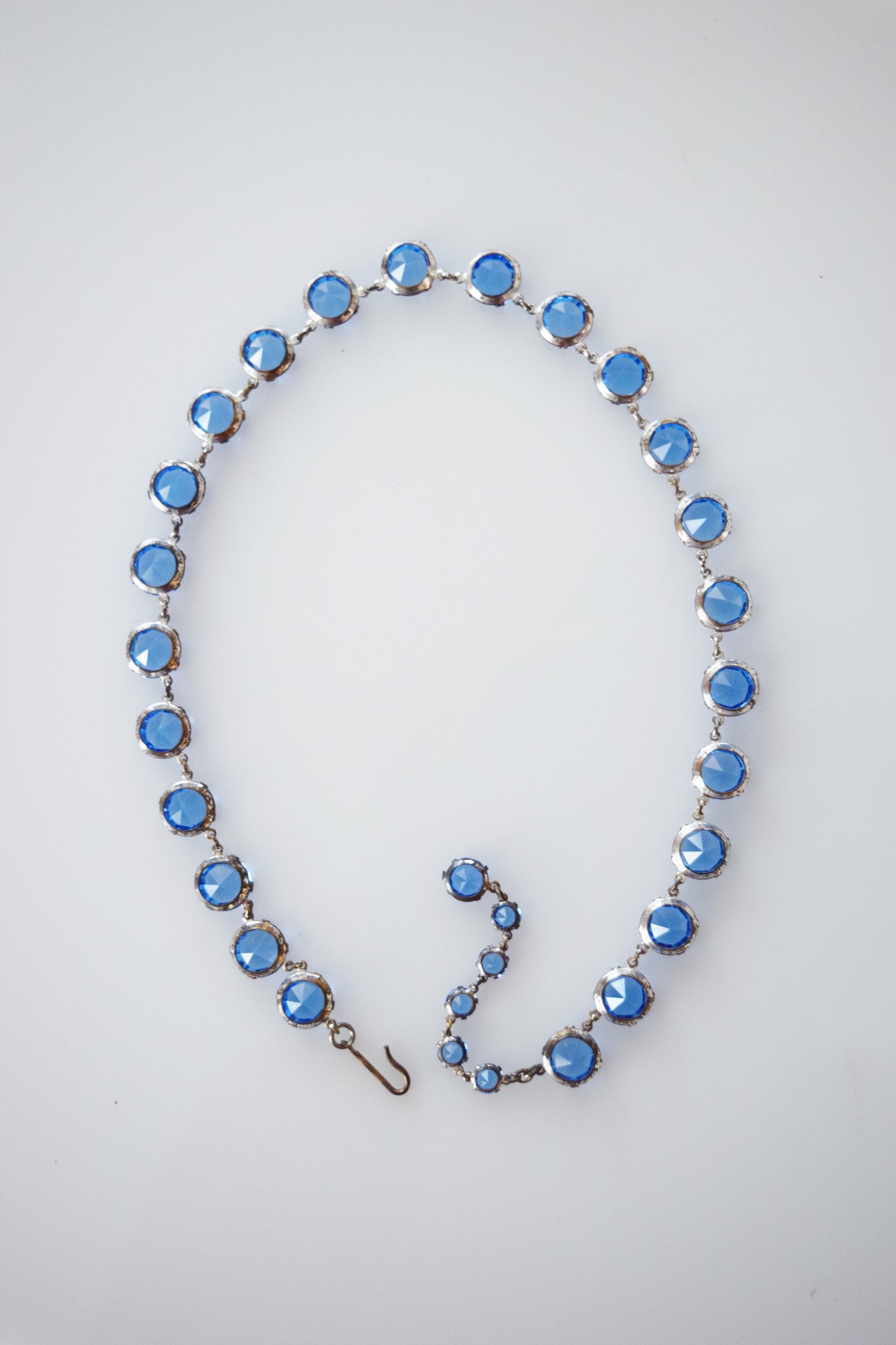 Vintage Art Deco Blue Glass Necklace