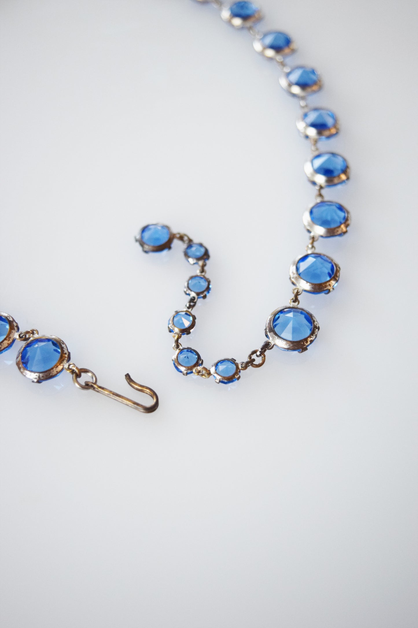 Vintage Art Deco Blue Glass Necklace