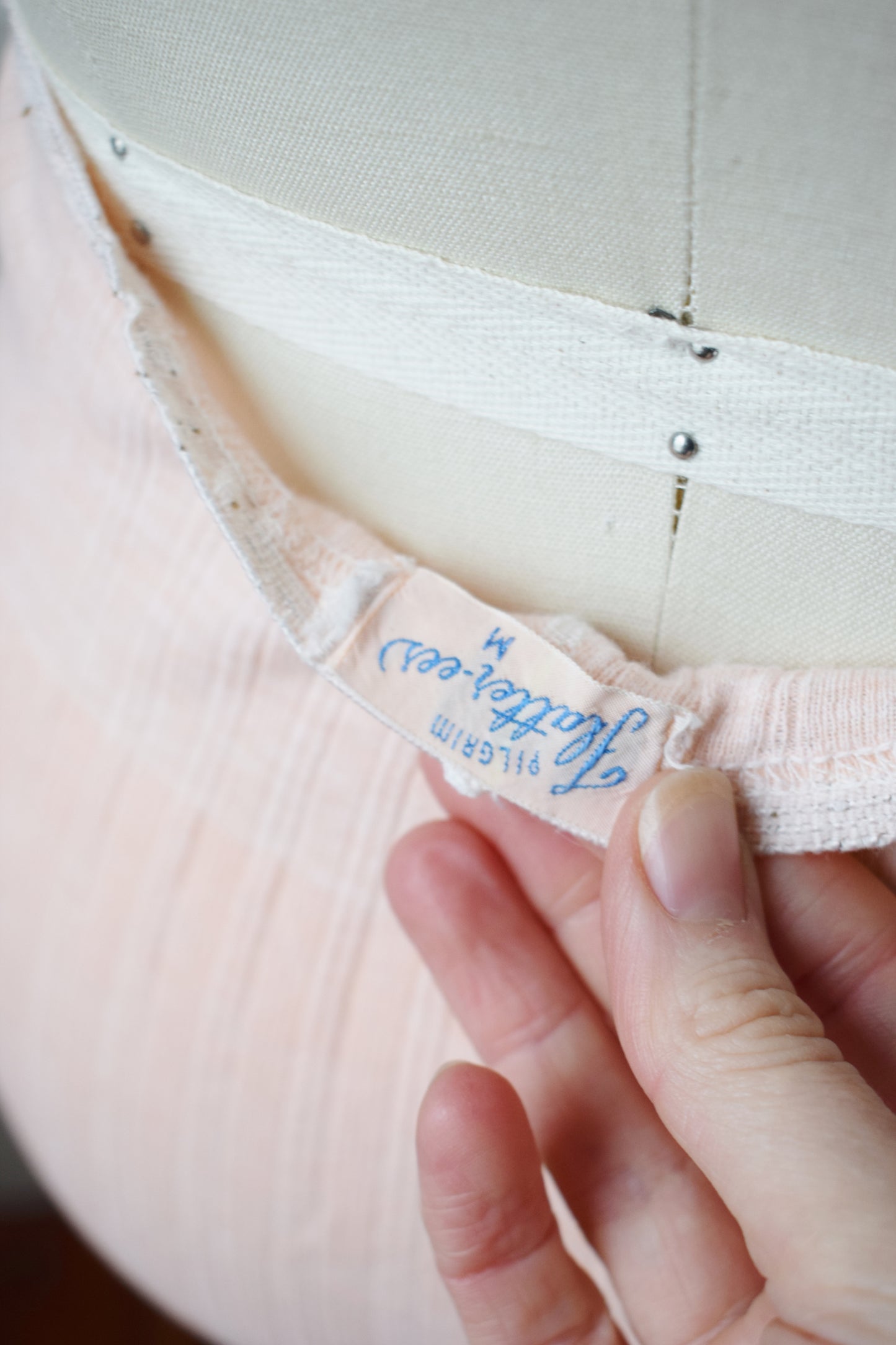 1940s Peachy Pink Knit Shorts by Pilgrim | 2 Patches | XS/S