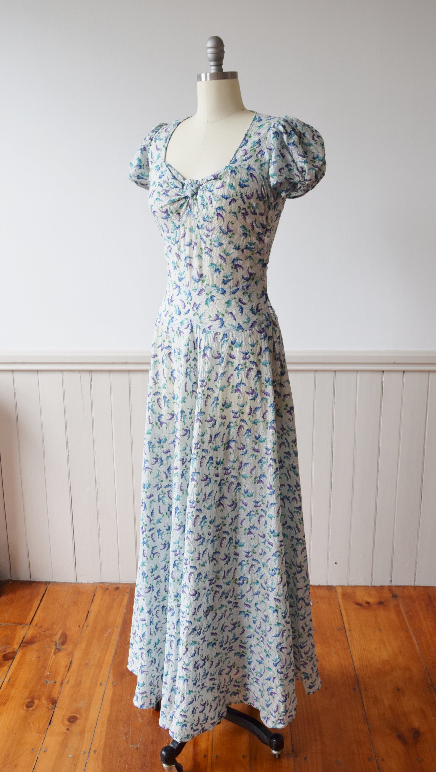 Lilac Print Seersucker Gown | 1940s | M