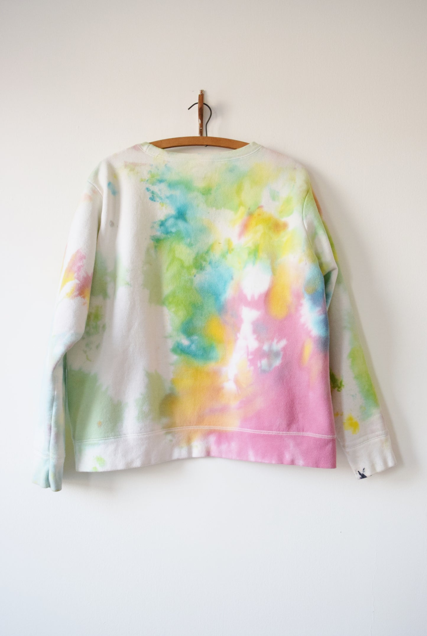 Tie Dyed Crewneck Sweatshirt | M-L