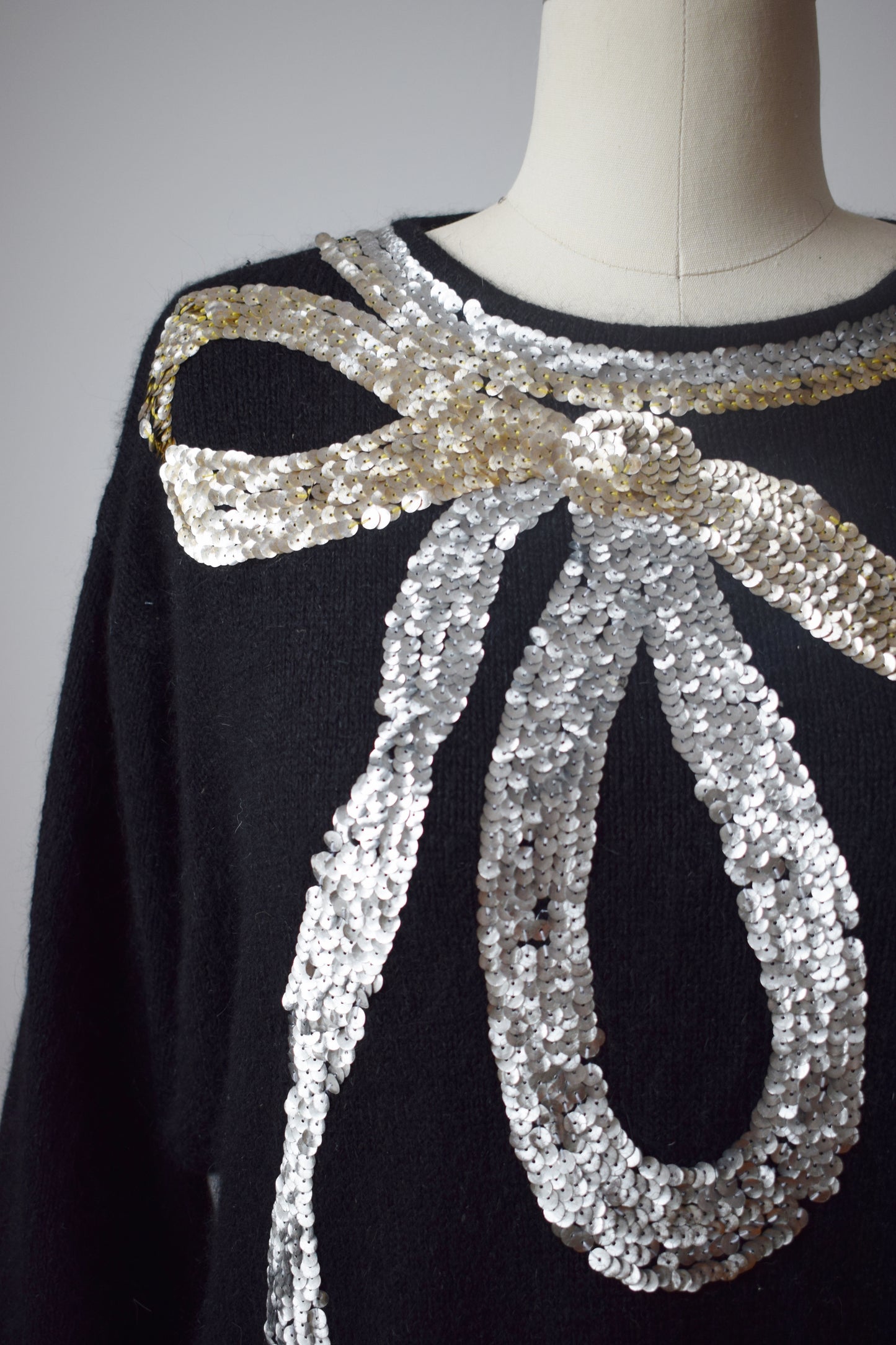 1980s Sequin Bow Angora Pullover | L