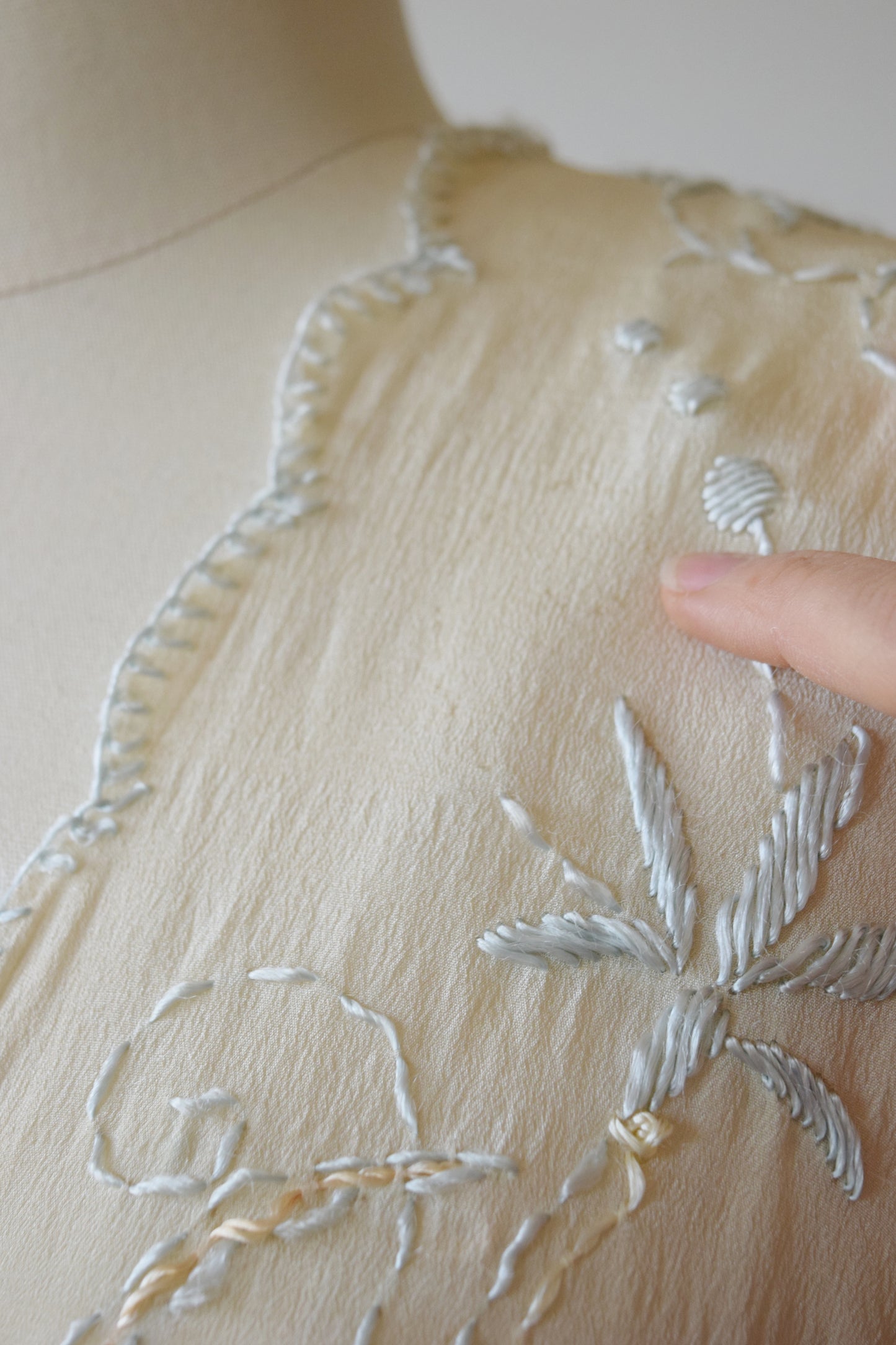 Embroidered Gossamer Silk and Lace Jacket | 1920s | OS