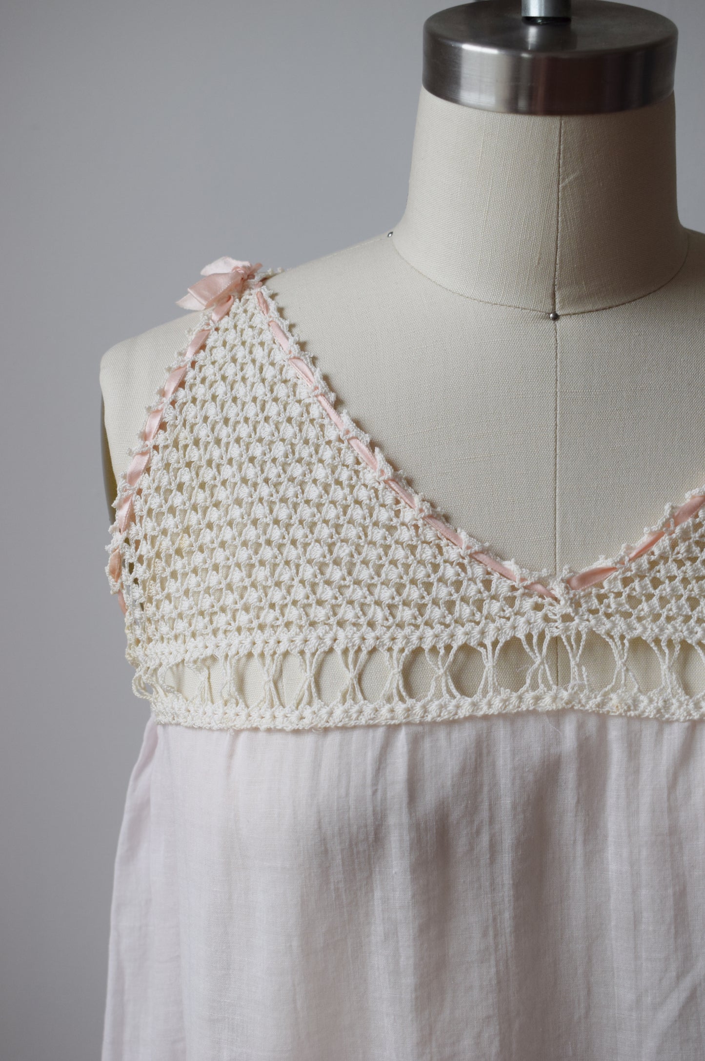 Antique Cotton and Crochet Top | XS/S