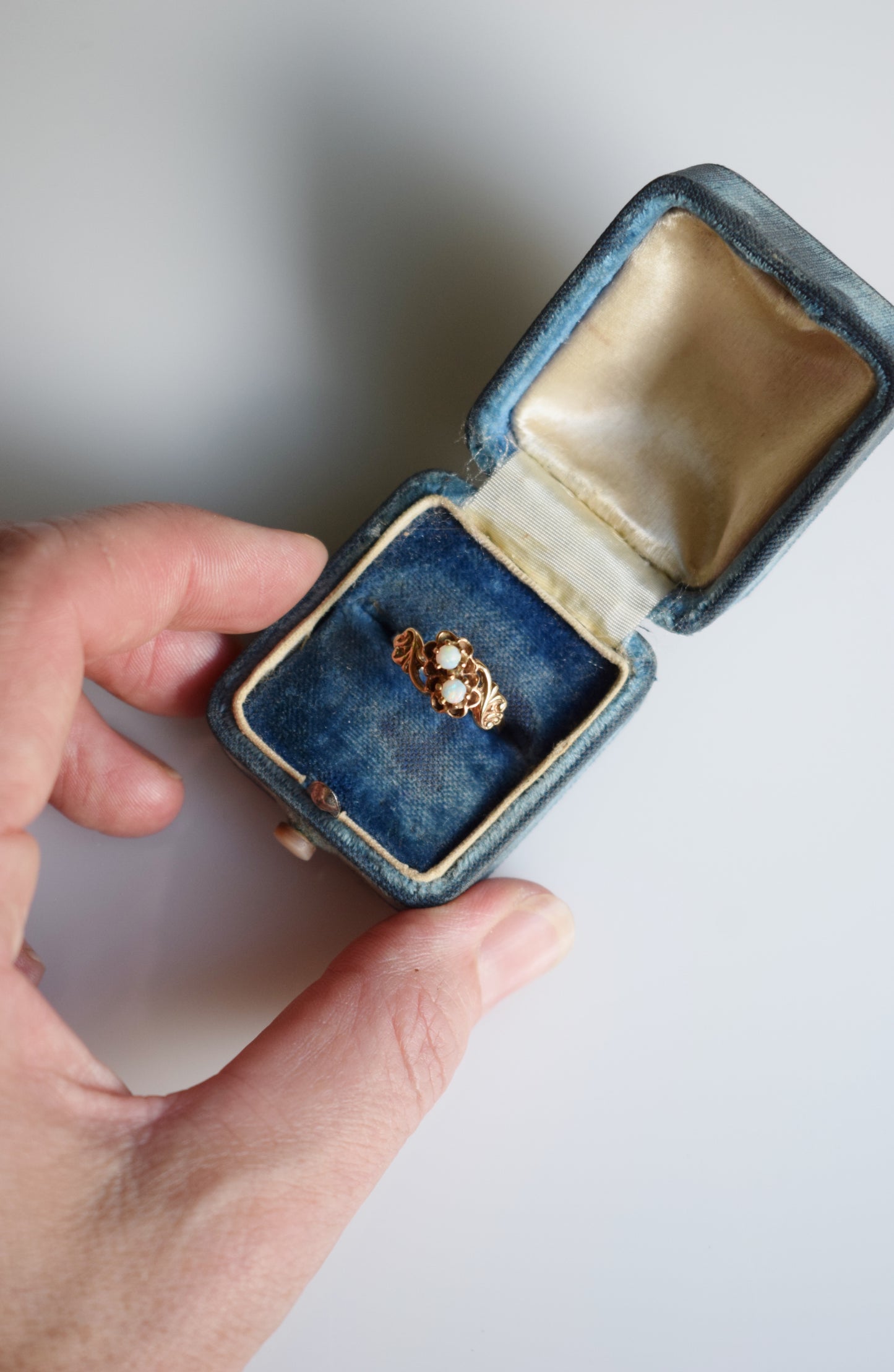 Antique 10kt Gold and Opal Ring | 5.25-5.5