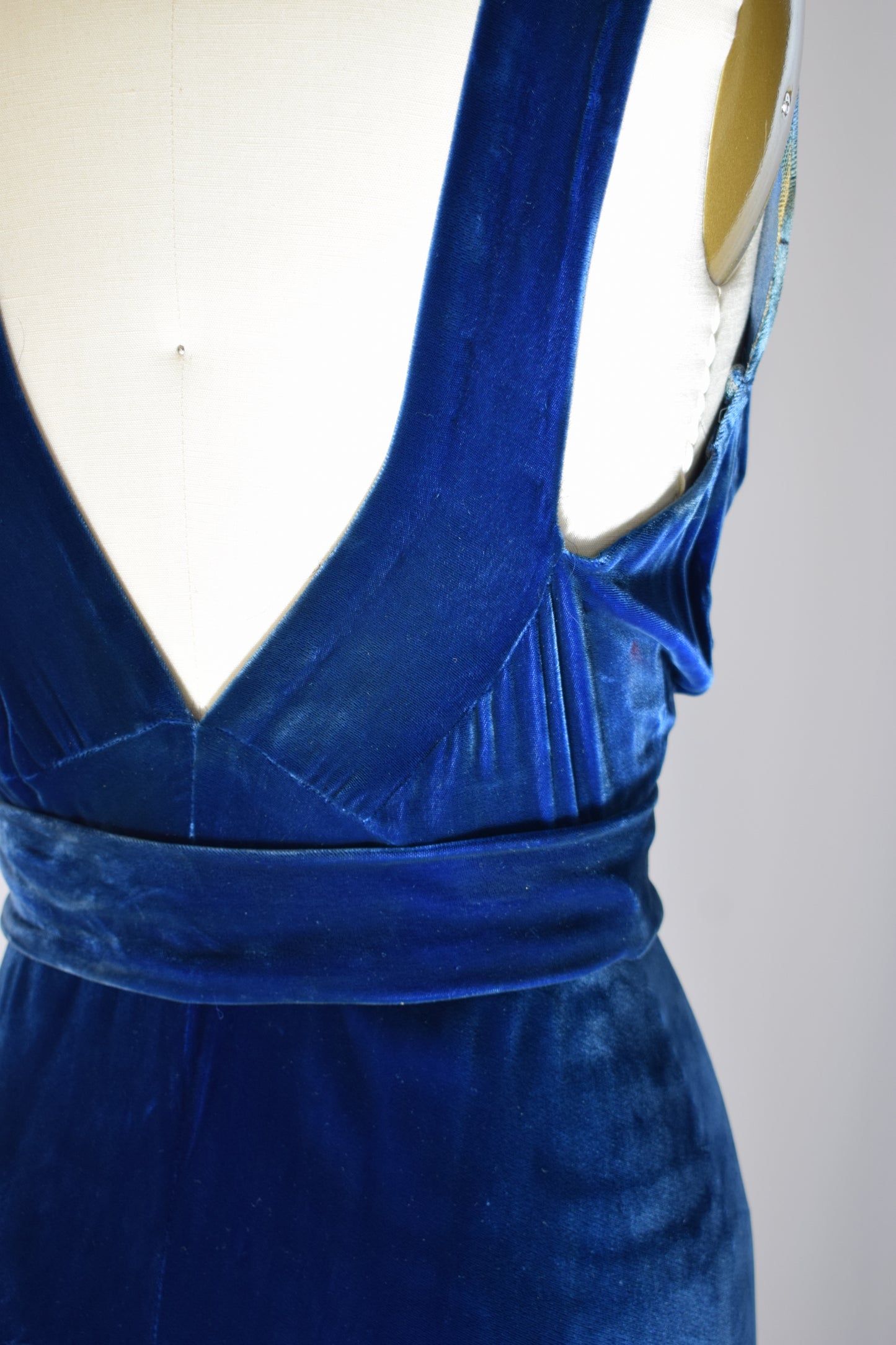1930s Blue Velvet Gown with Matching Jacket | S