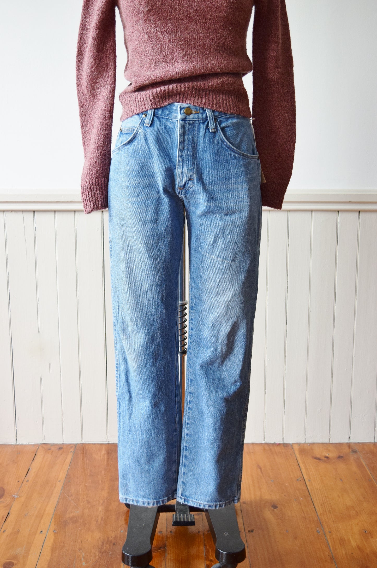 1990s Straight Leg Midrise Wranglers | 29/30” w