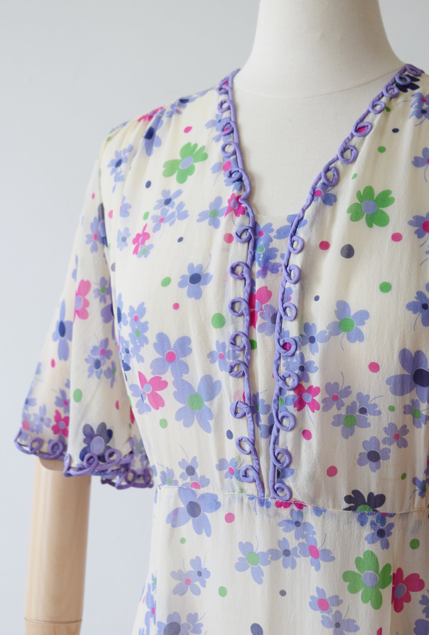 Floral Silk Day Dress | 1930s | L
