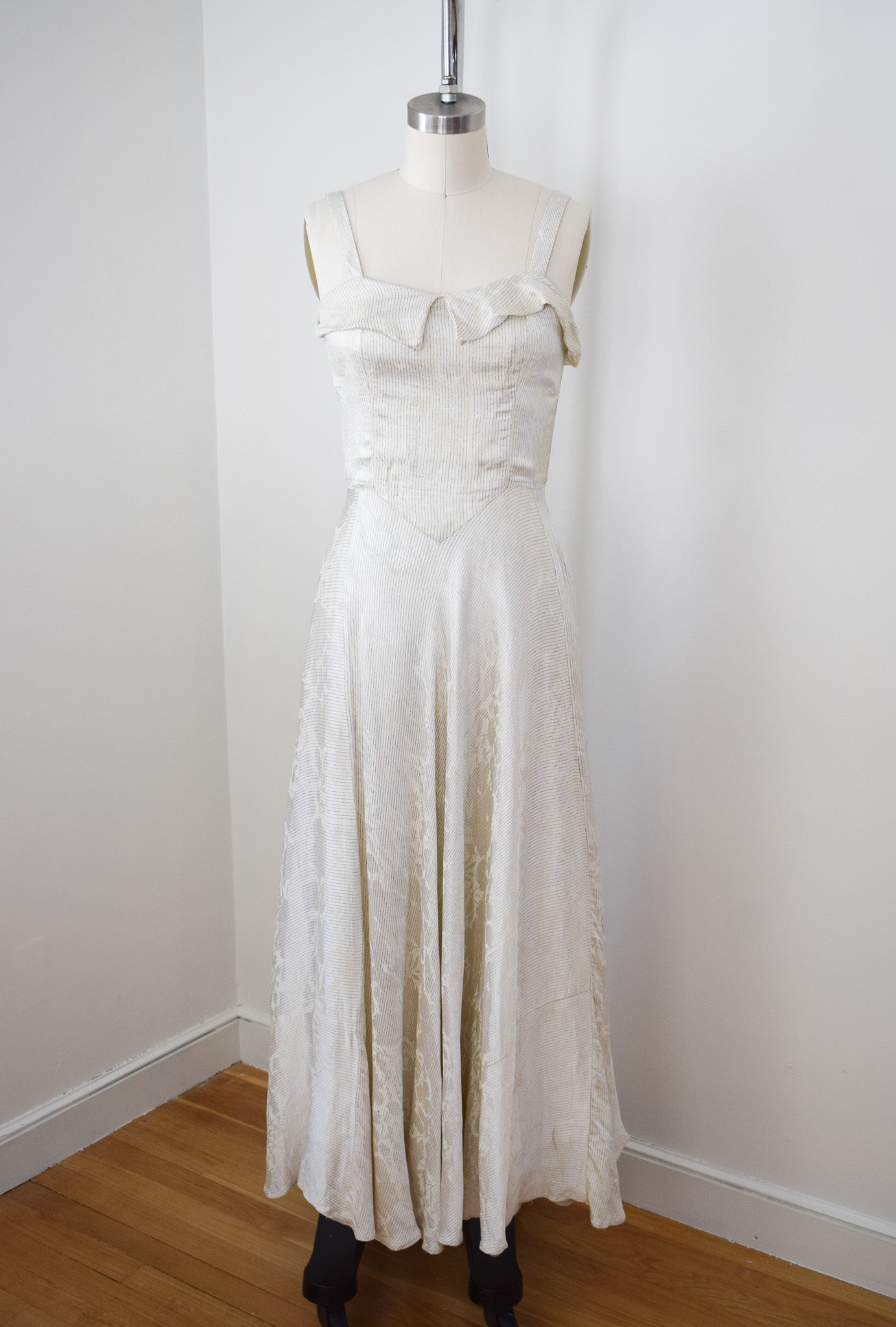 1940s Satin and Lamé Gown | S