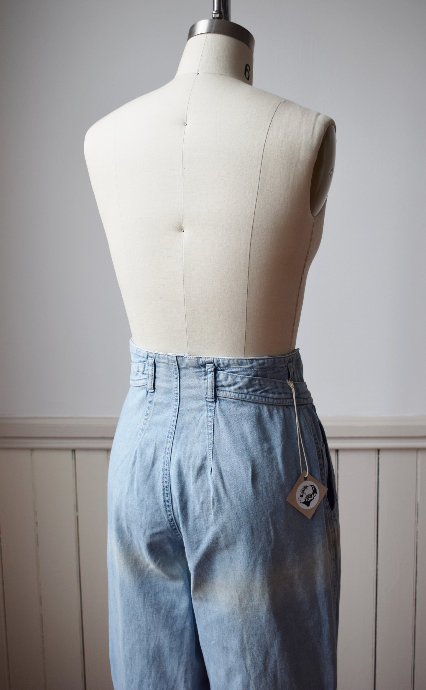 1980s Ultra High Waist Jeans | 27" W