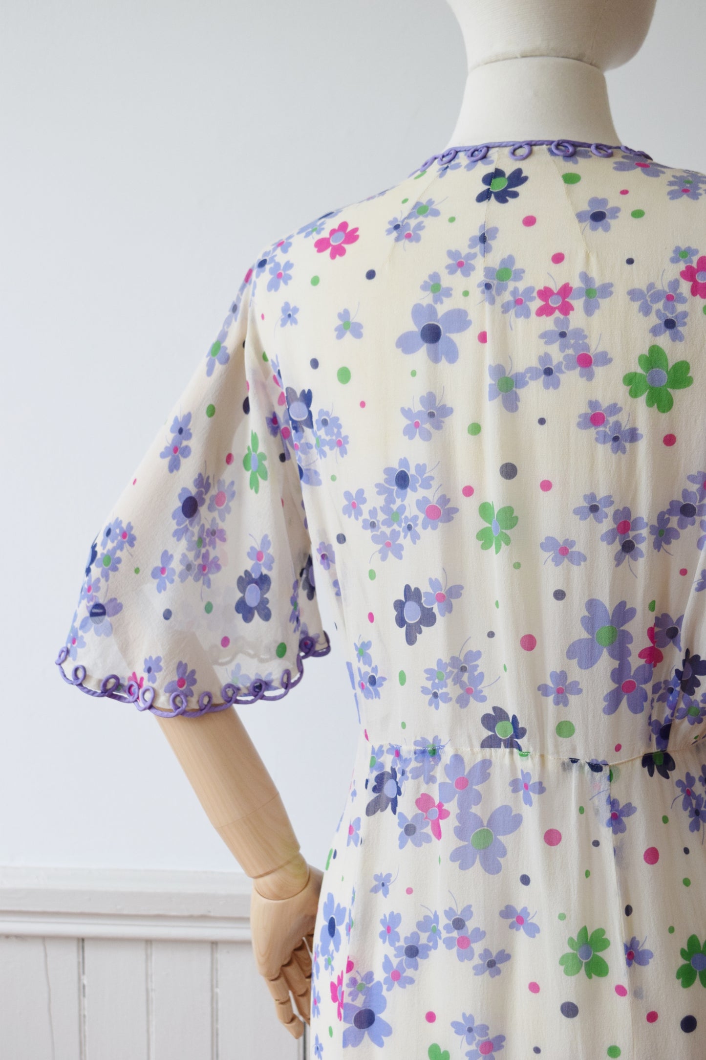 Floral Silk Day Dress | 1930s | L