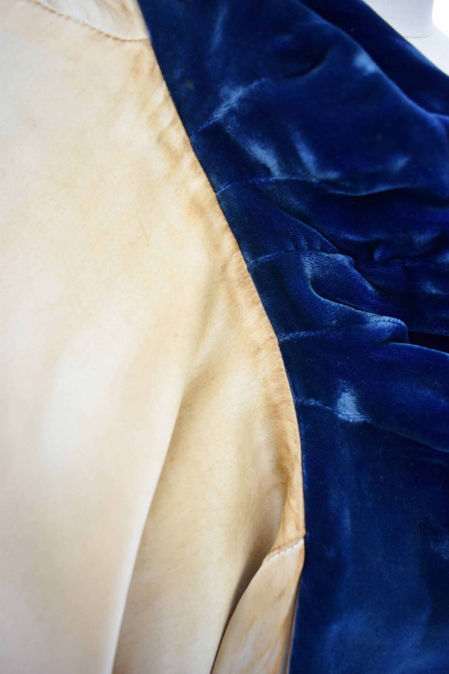 1930s Blue Velvet Gown with Matching Jacket | S