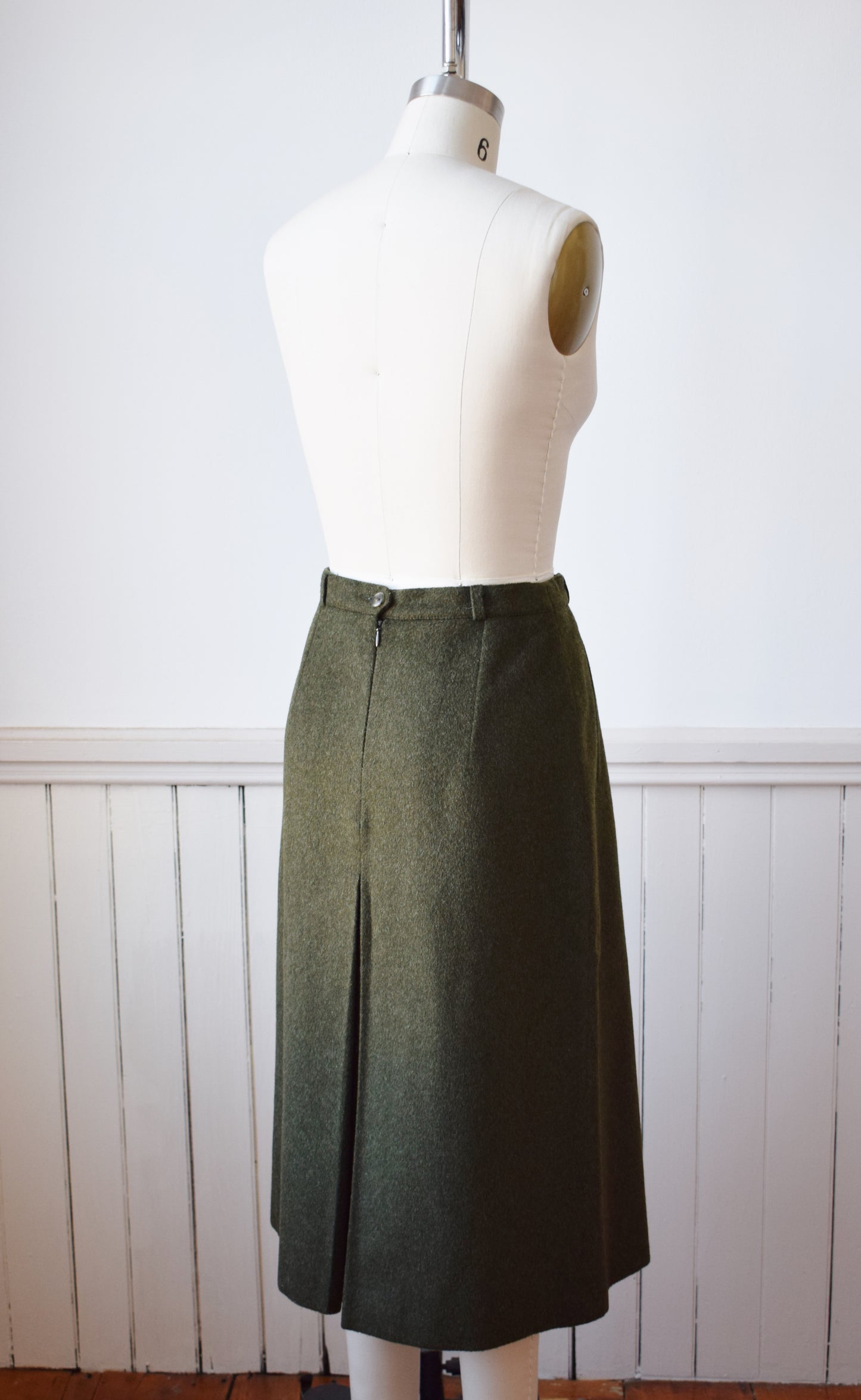 Vintage Burberry Moss Green Alpaca/Wool Blend Midi Skirt | S/M
