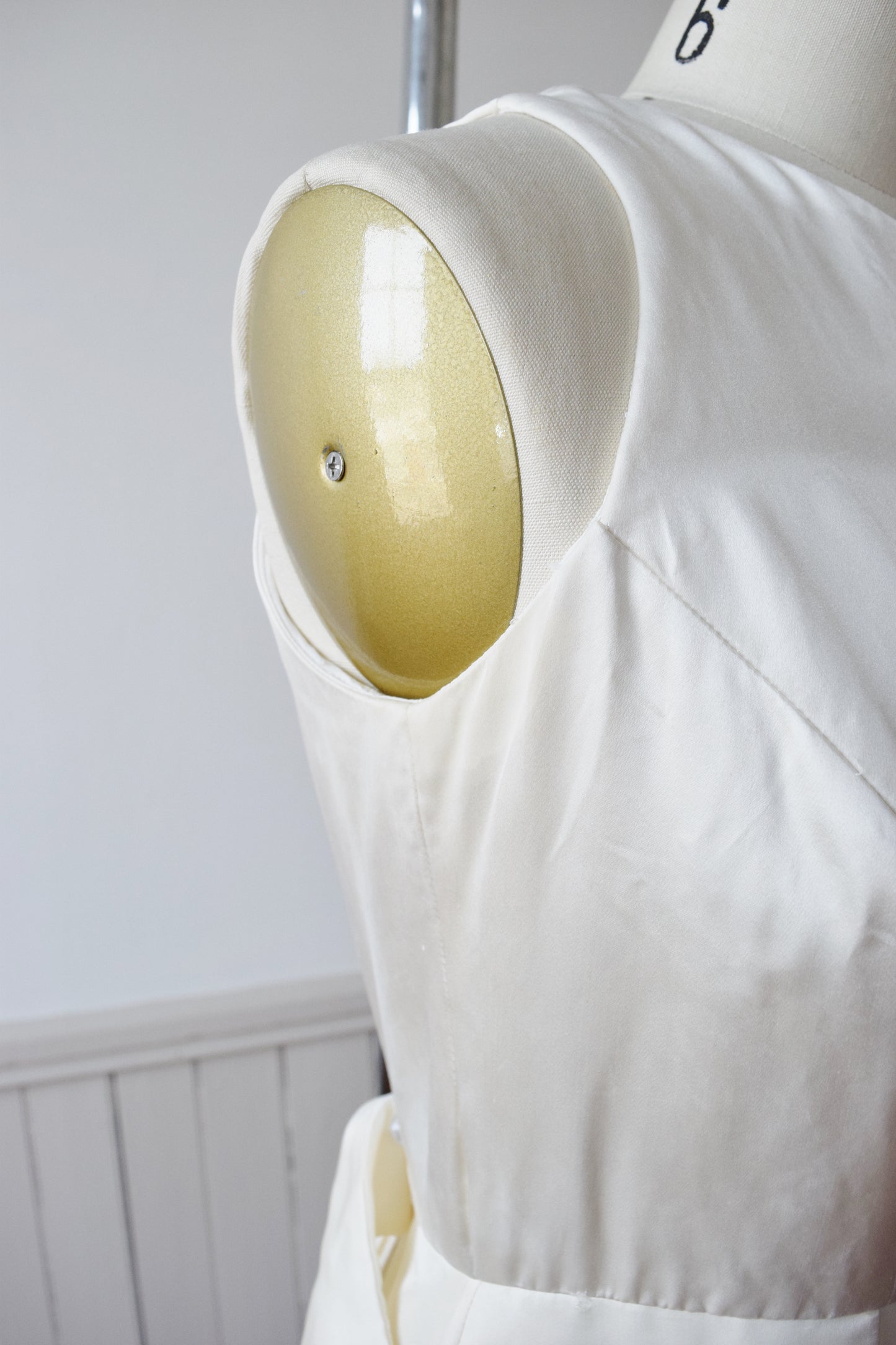 1990s Vera Wang Bridal Gown | M